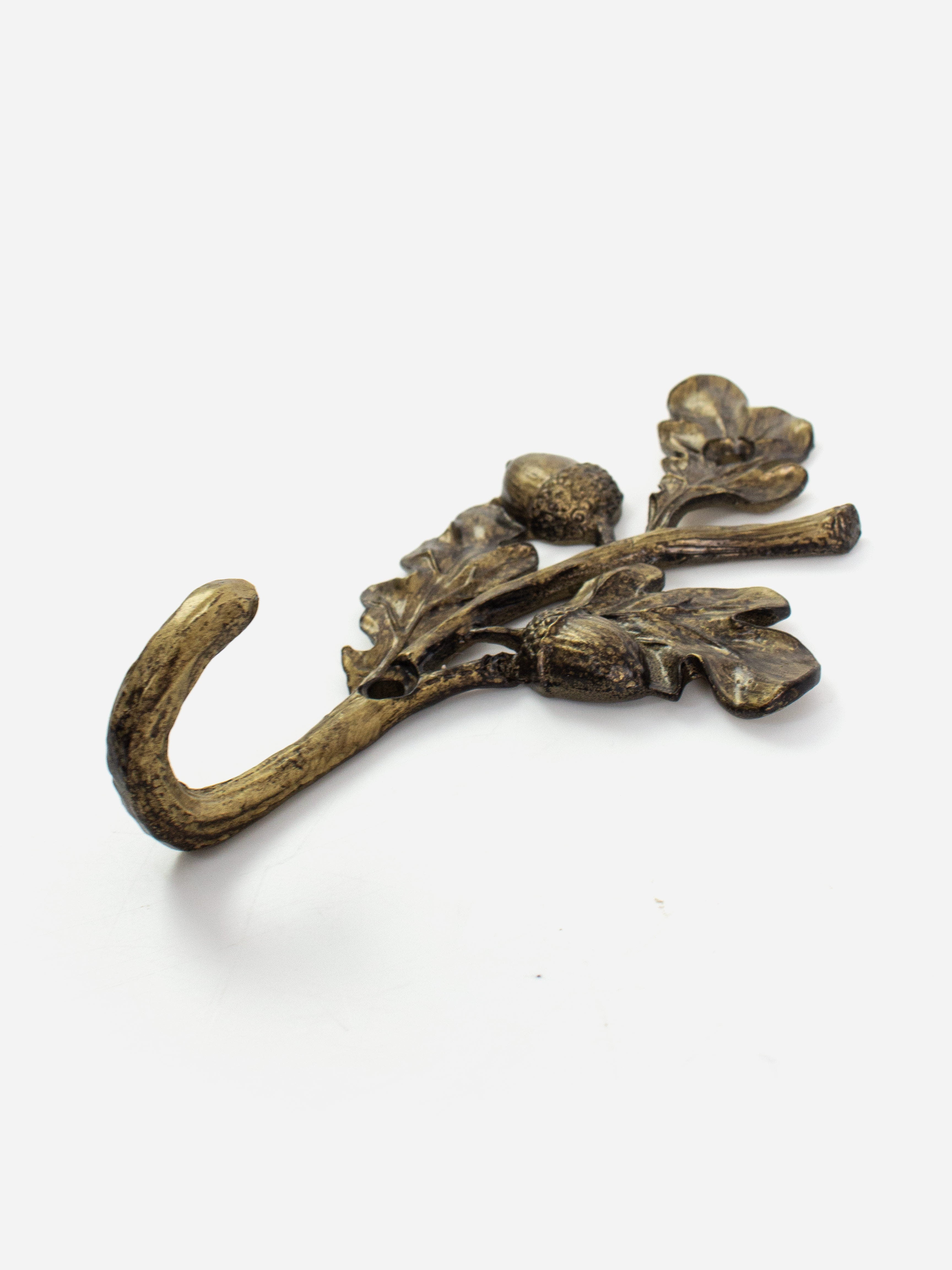 Acorn Hook