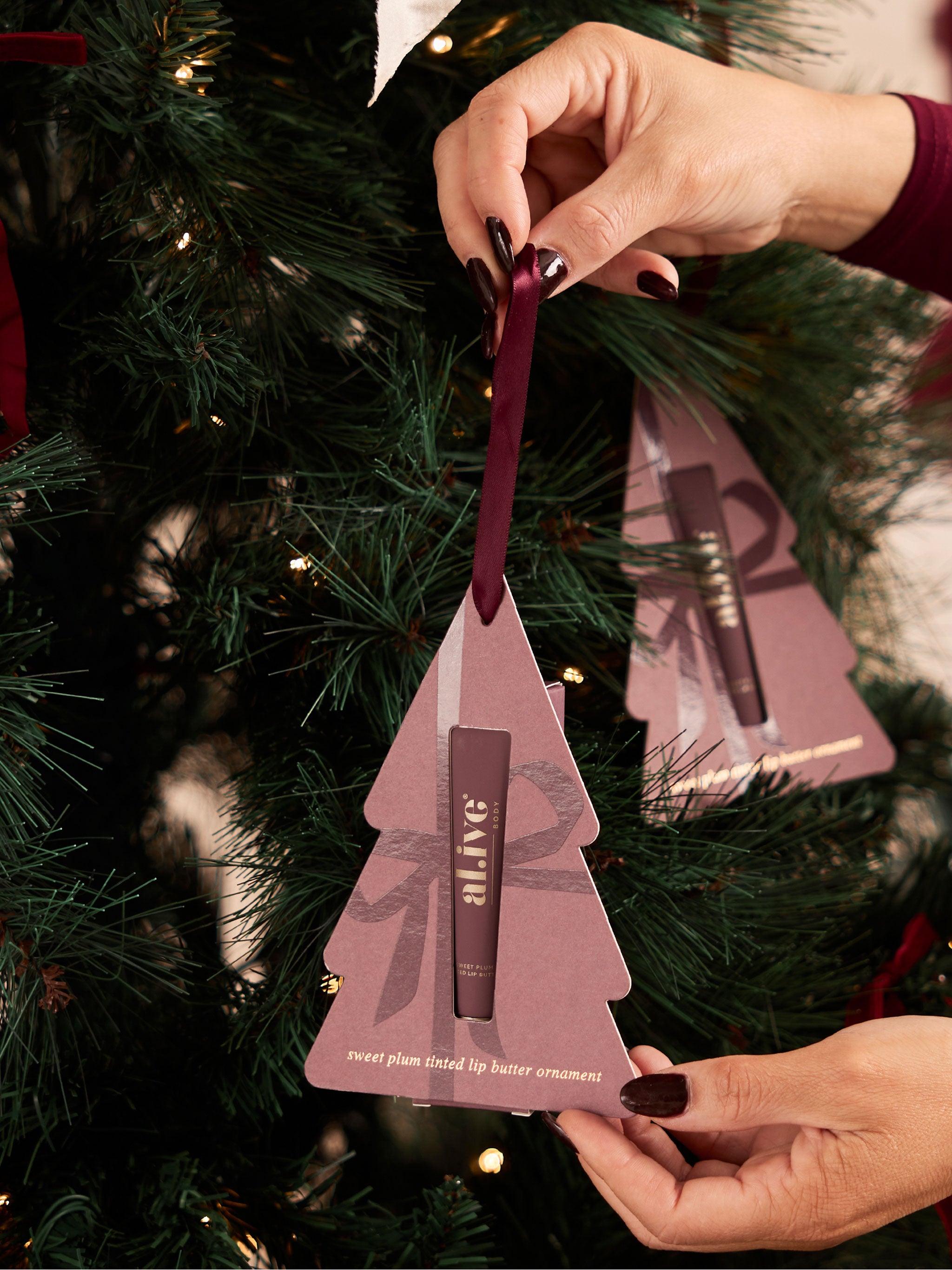 Alive Tinted Lip Butter Ornament