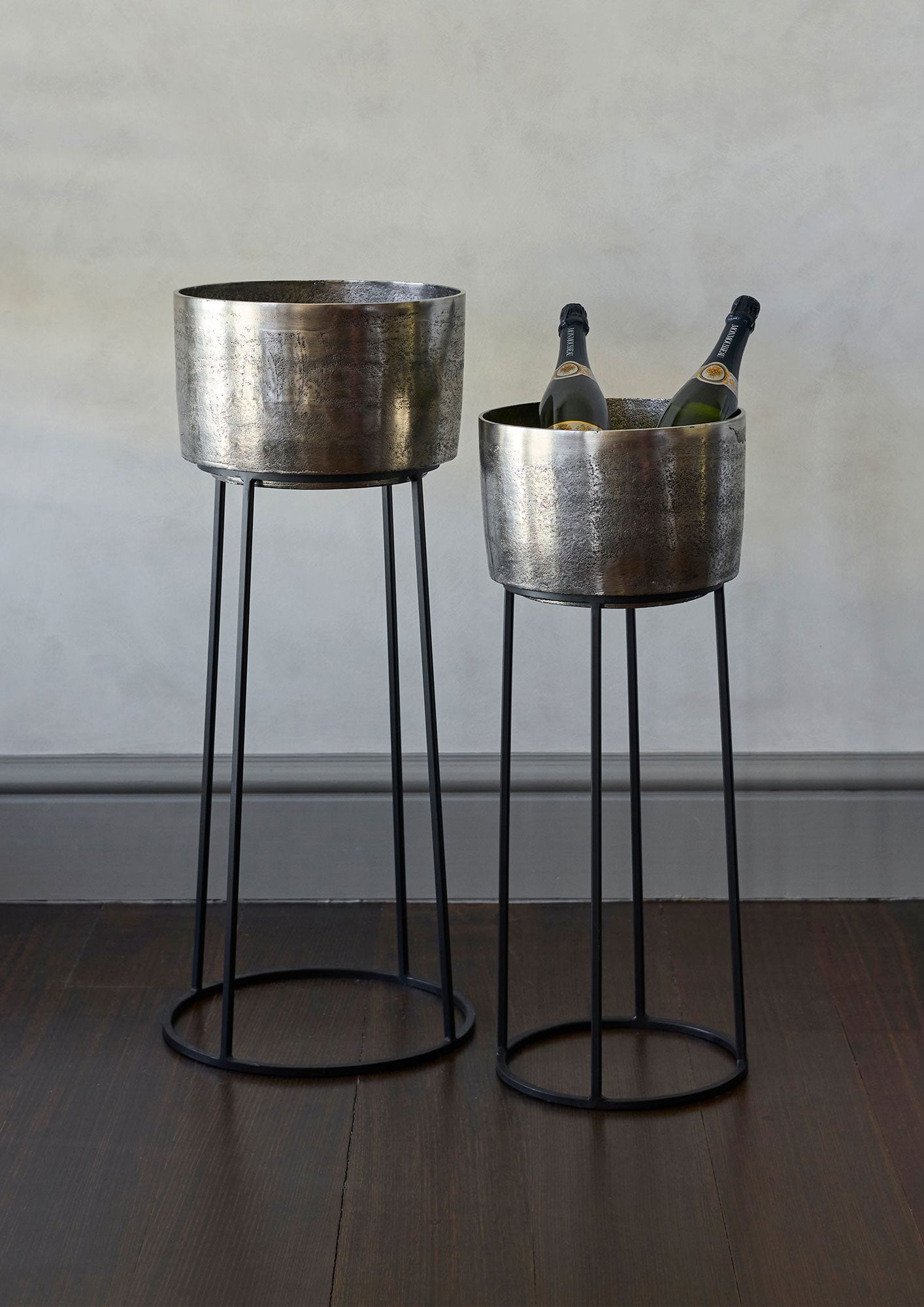 Amoy Standing Wine Bucket