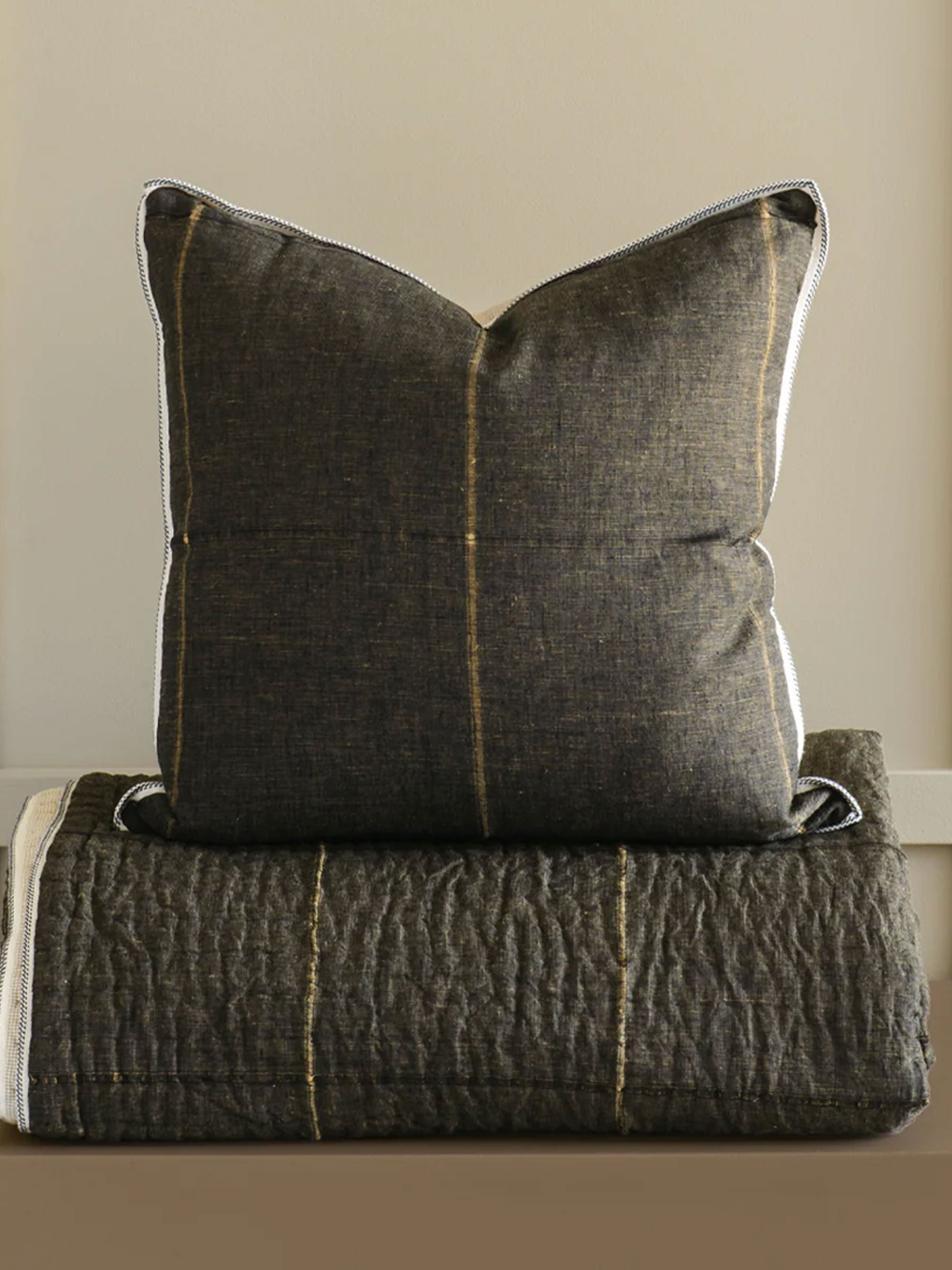 Appetto Chocolate Coverlet