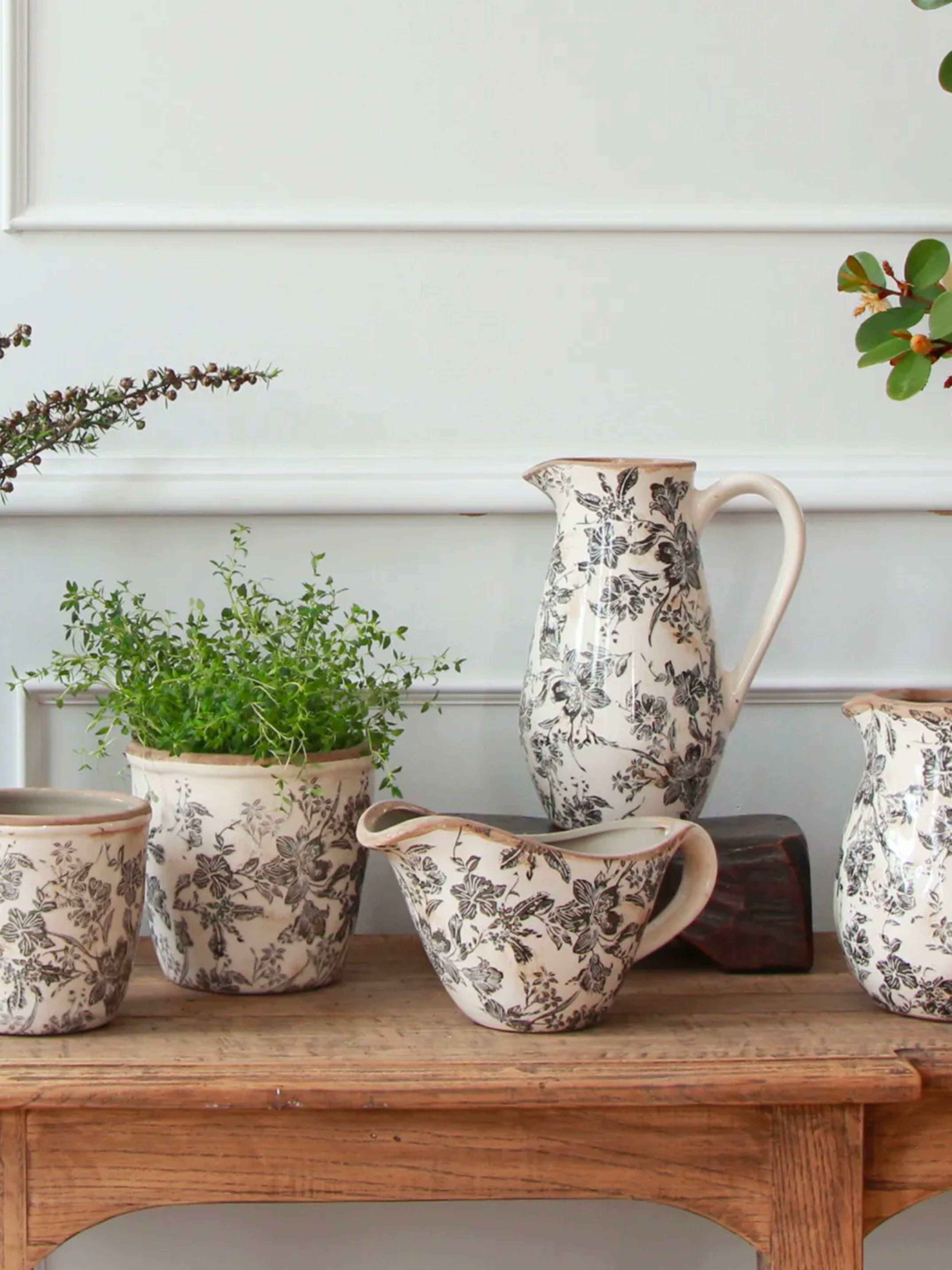 Black Floral Bowl Jug