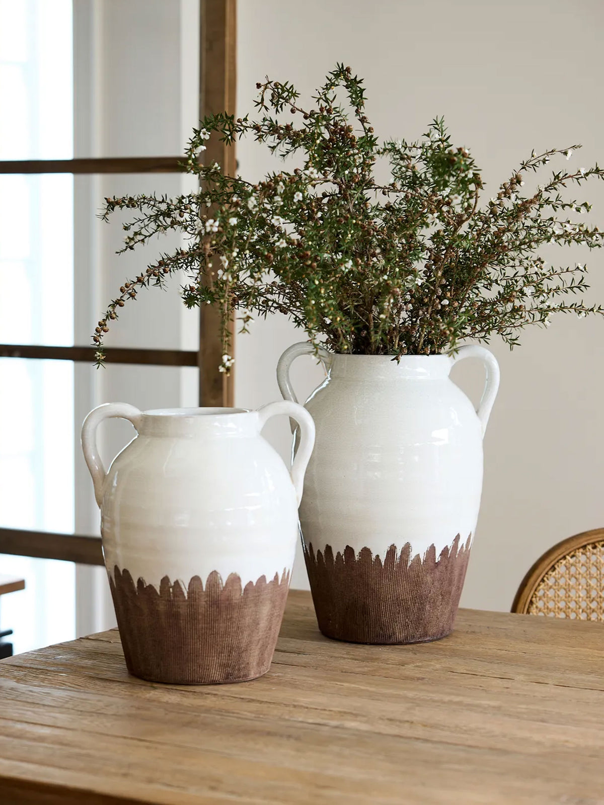 Blanc Urn