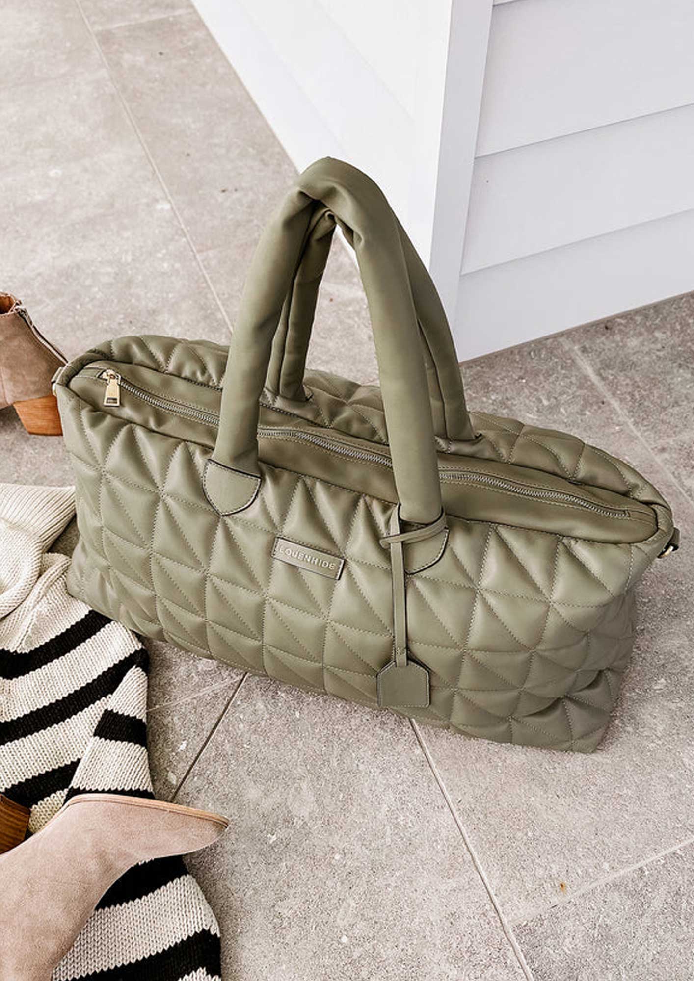 Canyon Puffer Overnight Bag