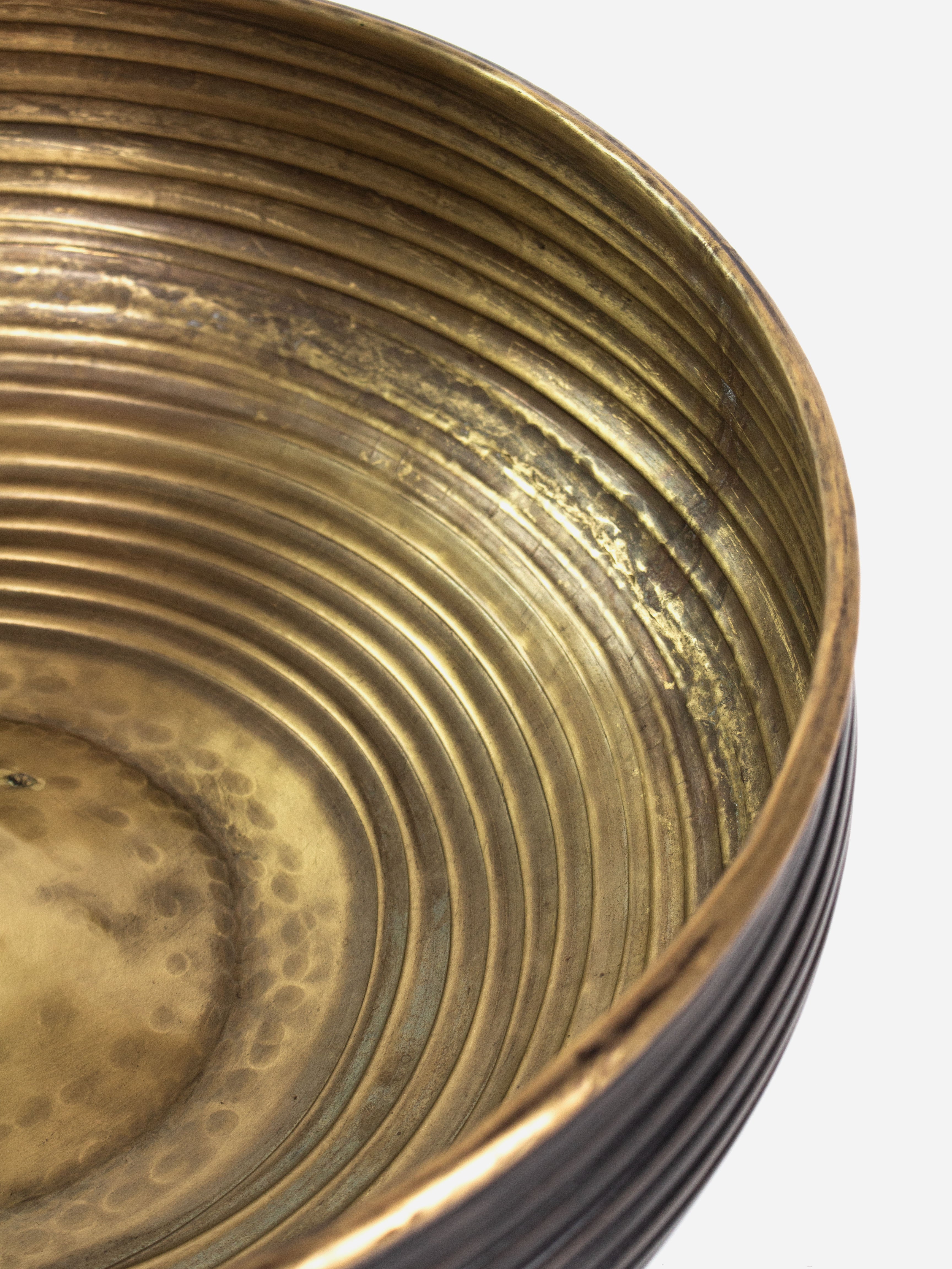 Chelsea Brass Ornate Ridged Bowl