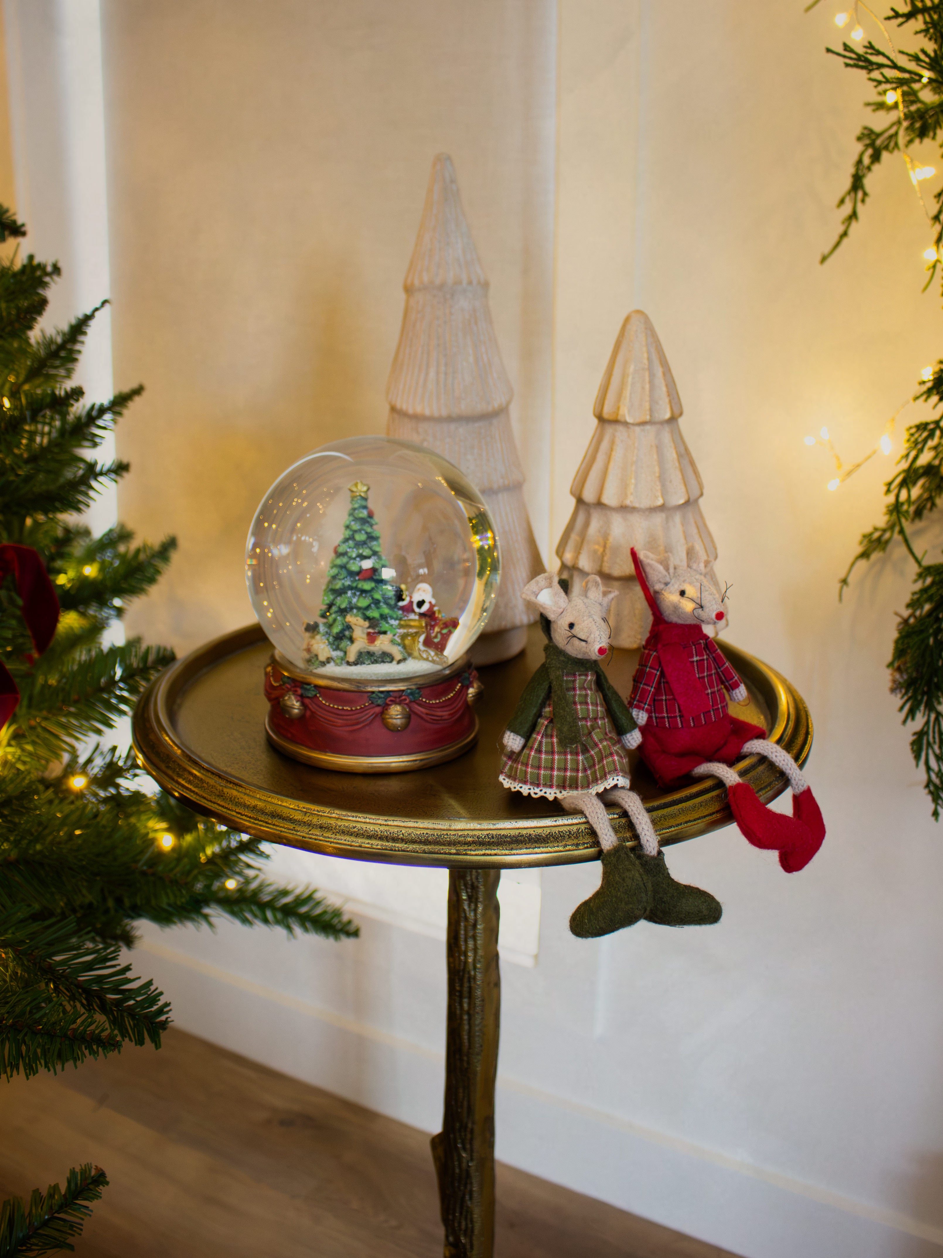 Fluted Stone Tree Gold