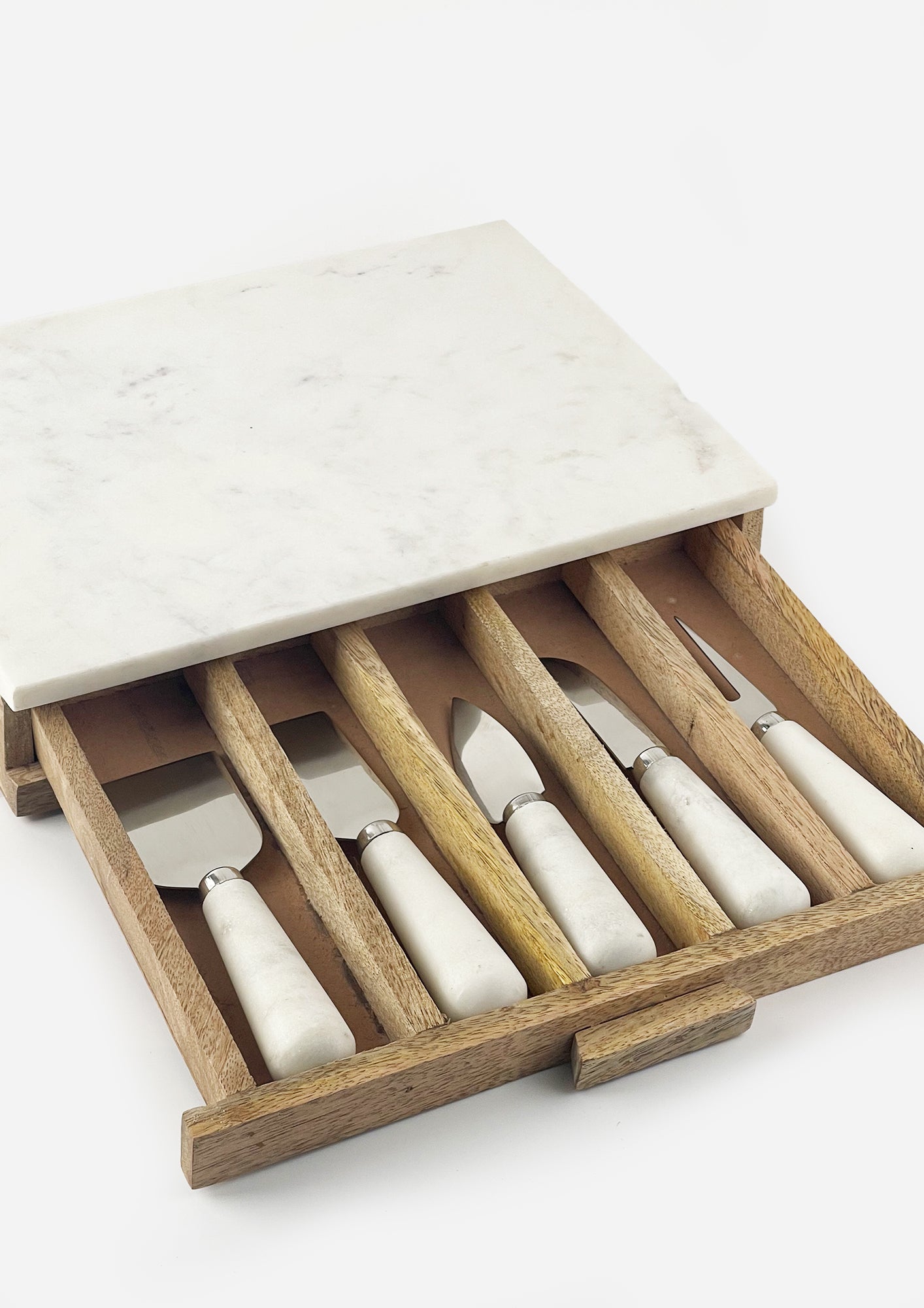 Eliot Cheese Knives & Board