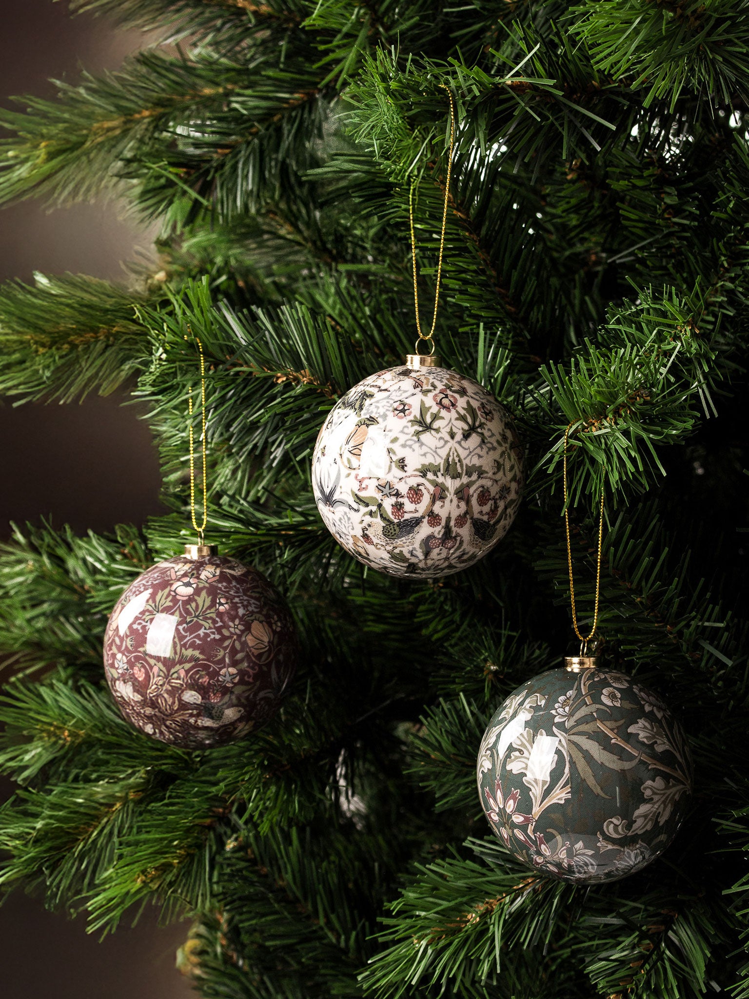 Eva Vintage Hanging Ball