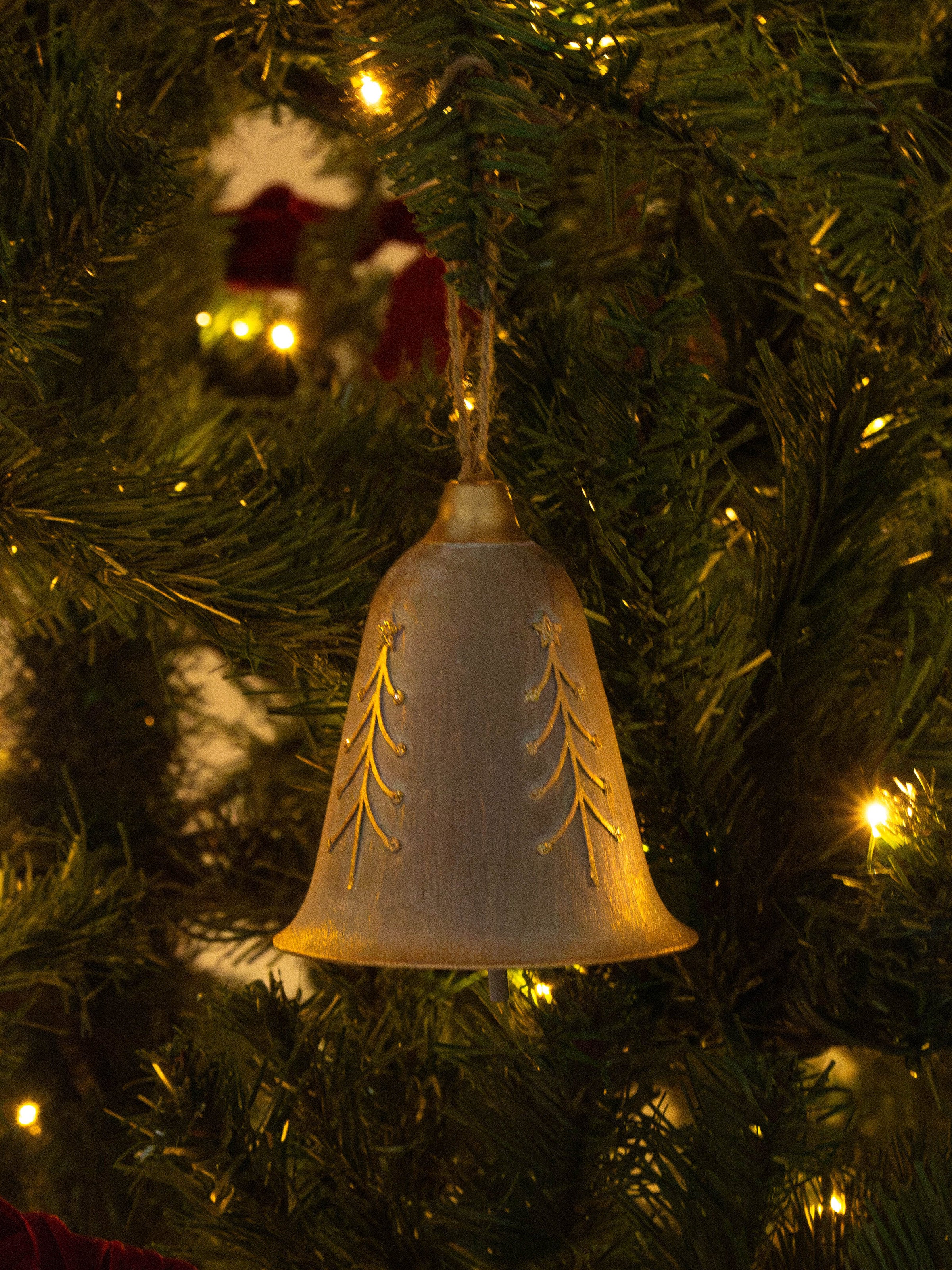 Filigree Champagne Bell