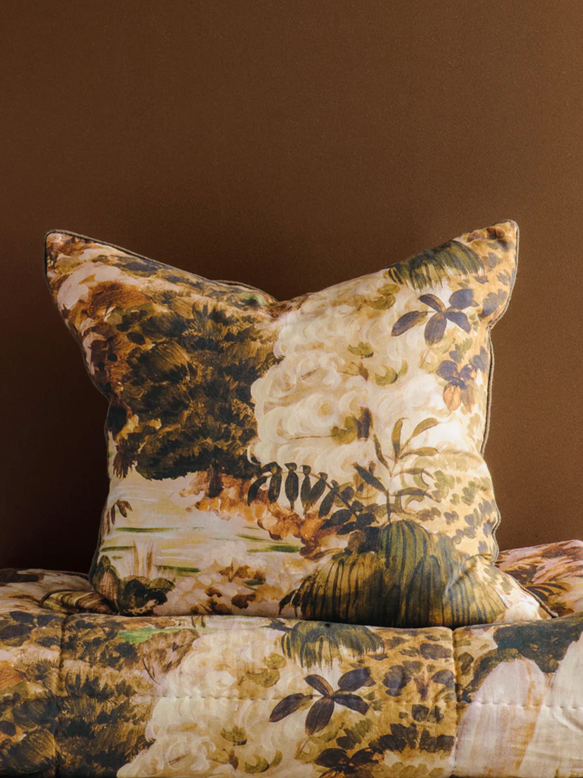 Floresta Lark Eurocase Set