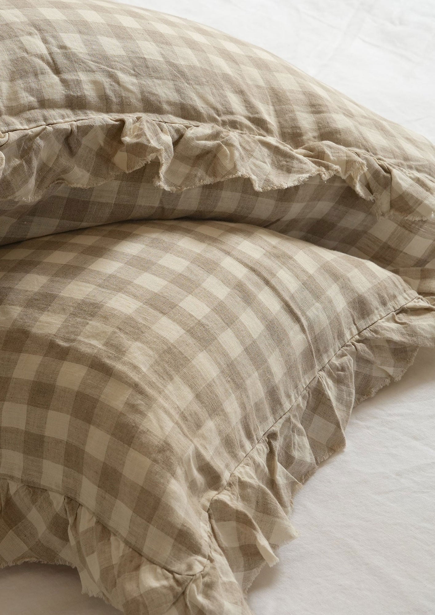 French Linen Ruffle Edge Pillowcase Pair