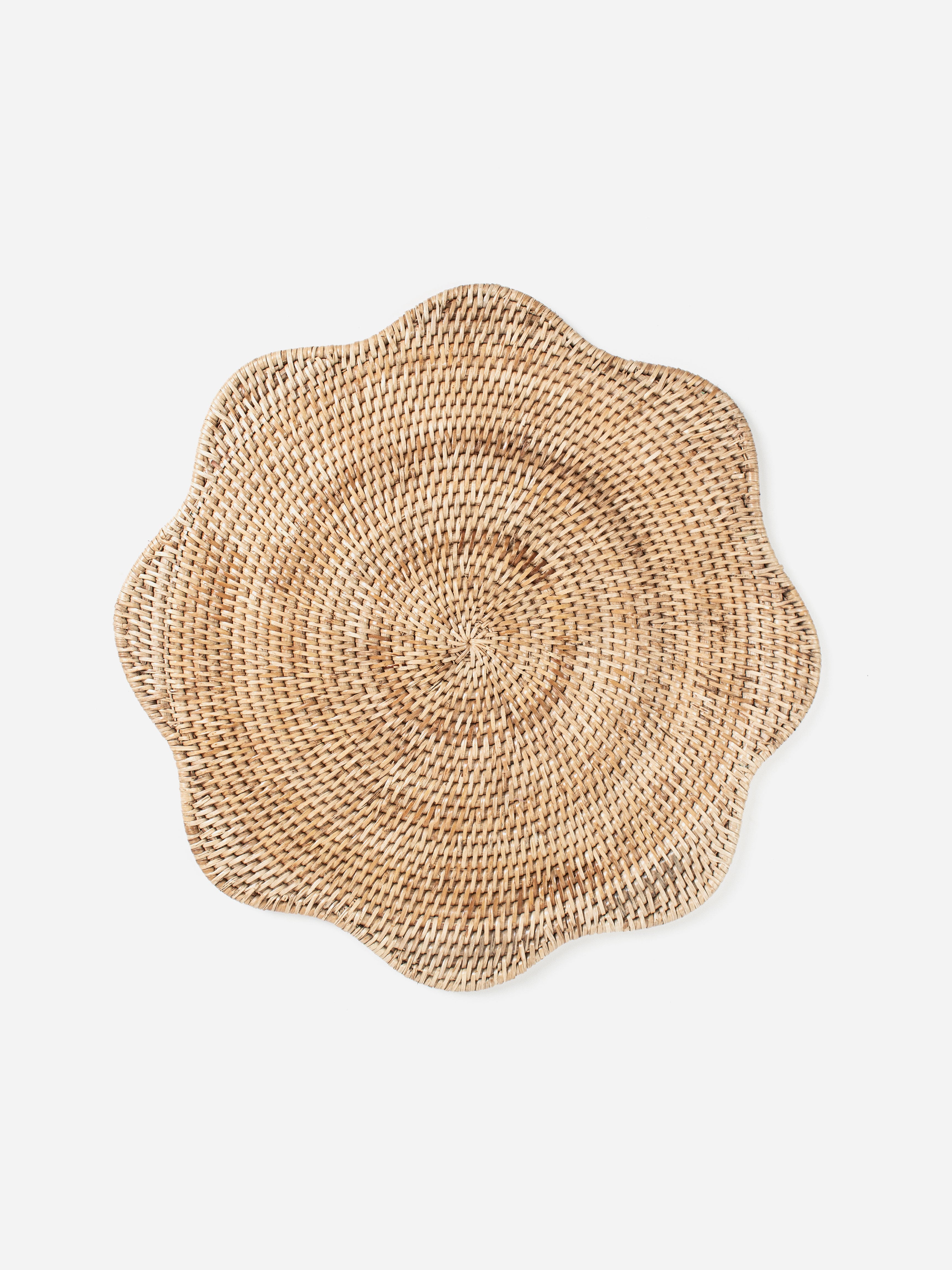 Harlow Scalloped Placemat