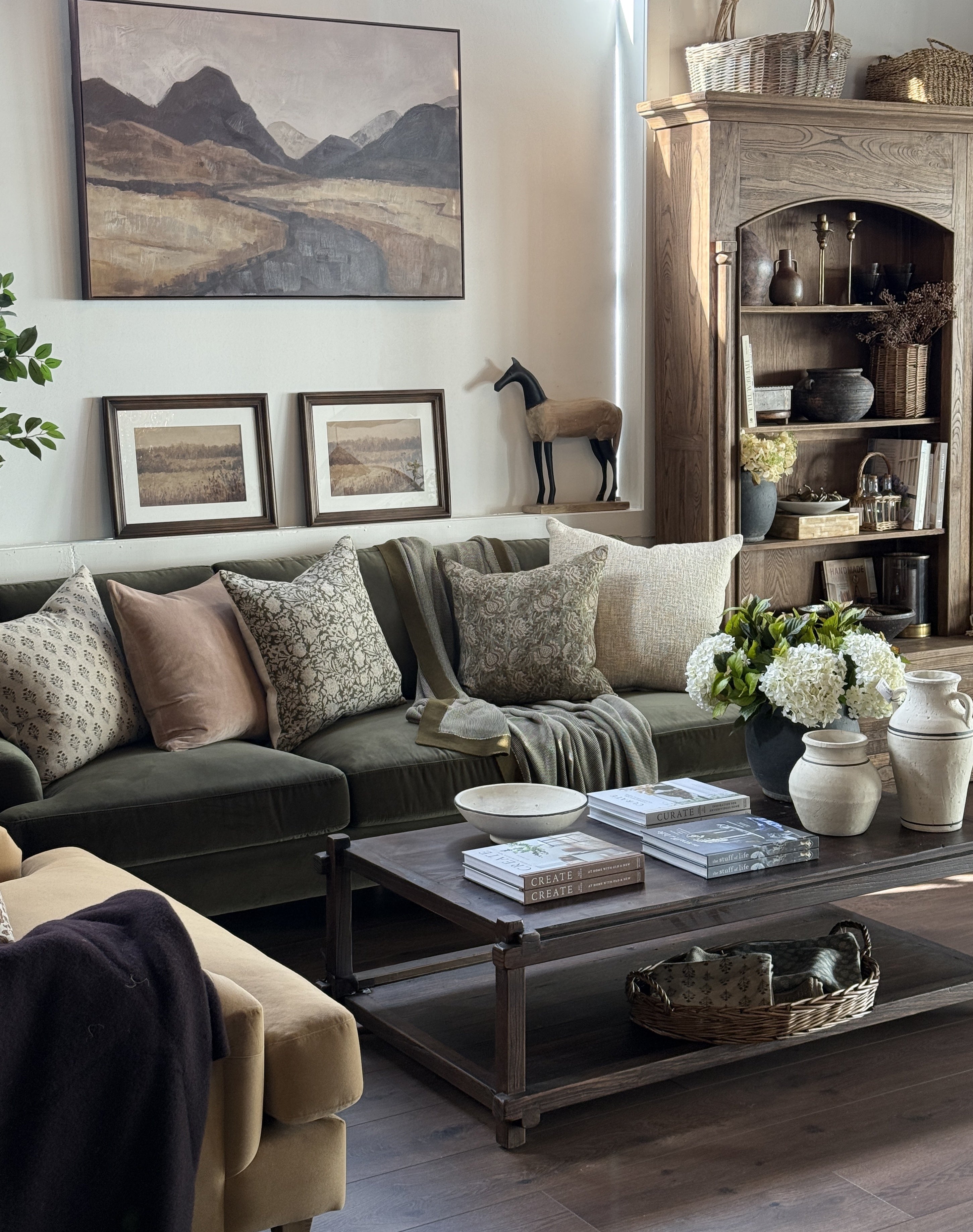 Wentworth 2 Tier Coffee Table