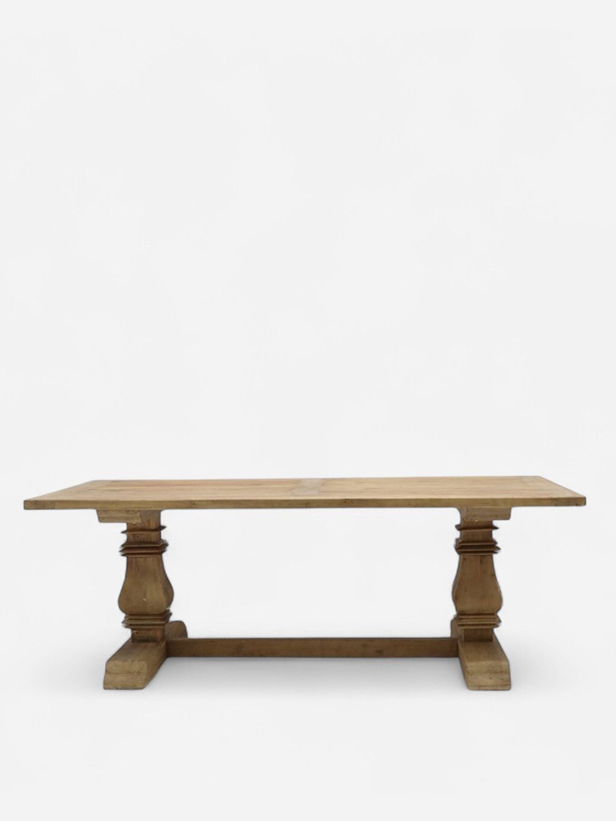 Ismay Dining Table