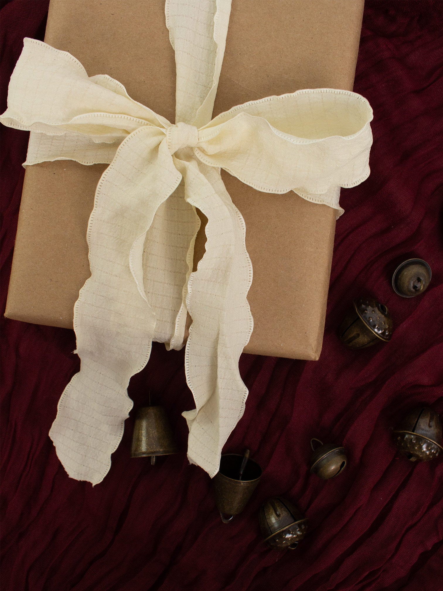 Ivory Ruffian Ribbon Roll