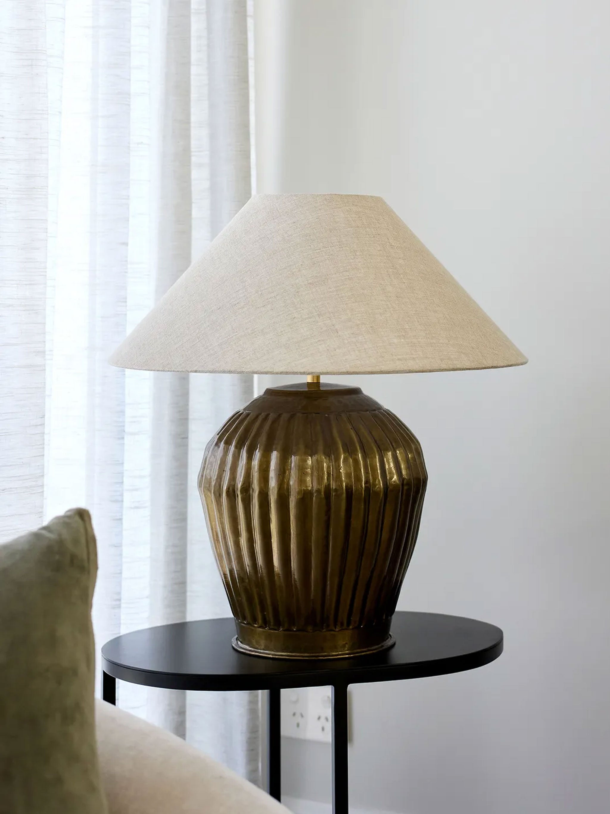 Kerali Ribbed Table Lamp