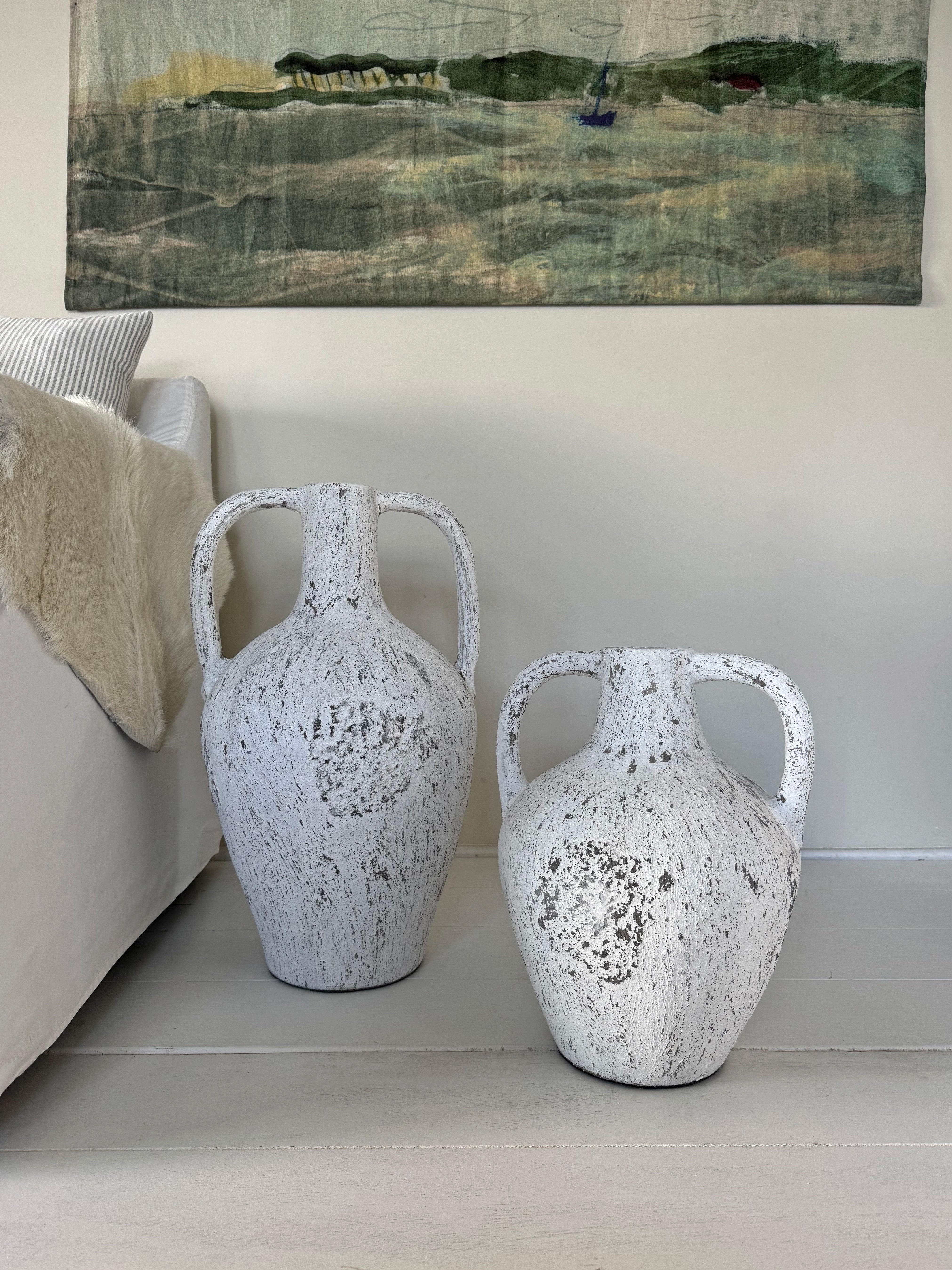 Lombok Buffalo White Urn