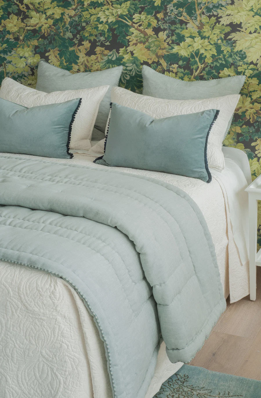 Luchesi Duck Egg Comforter