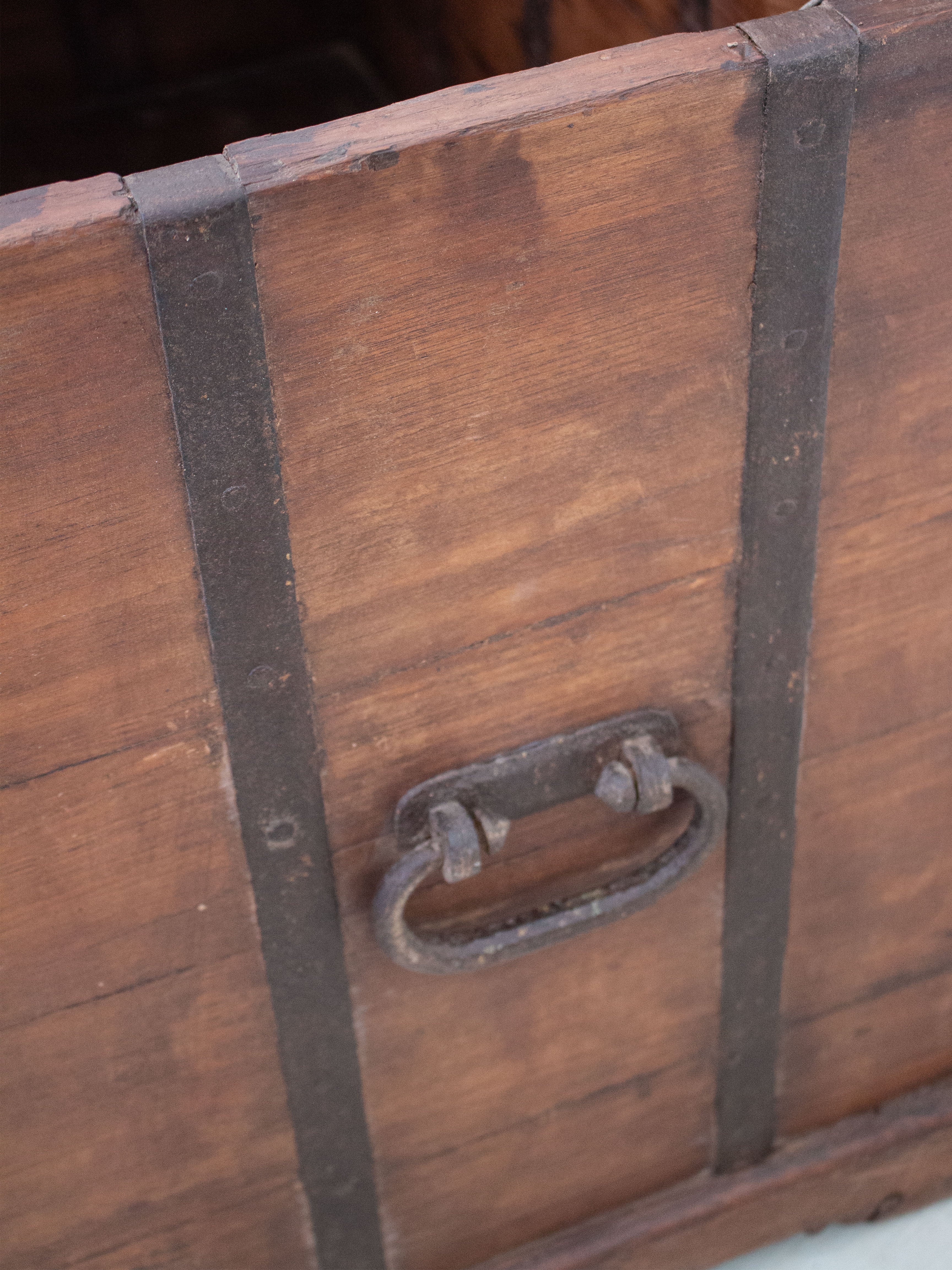 Monforte Vintage Wooden Trunk