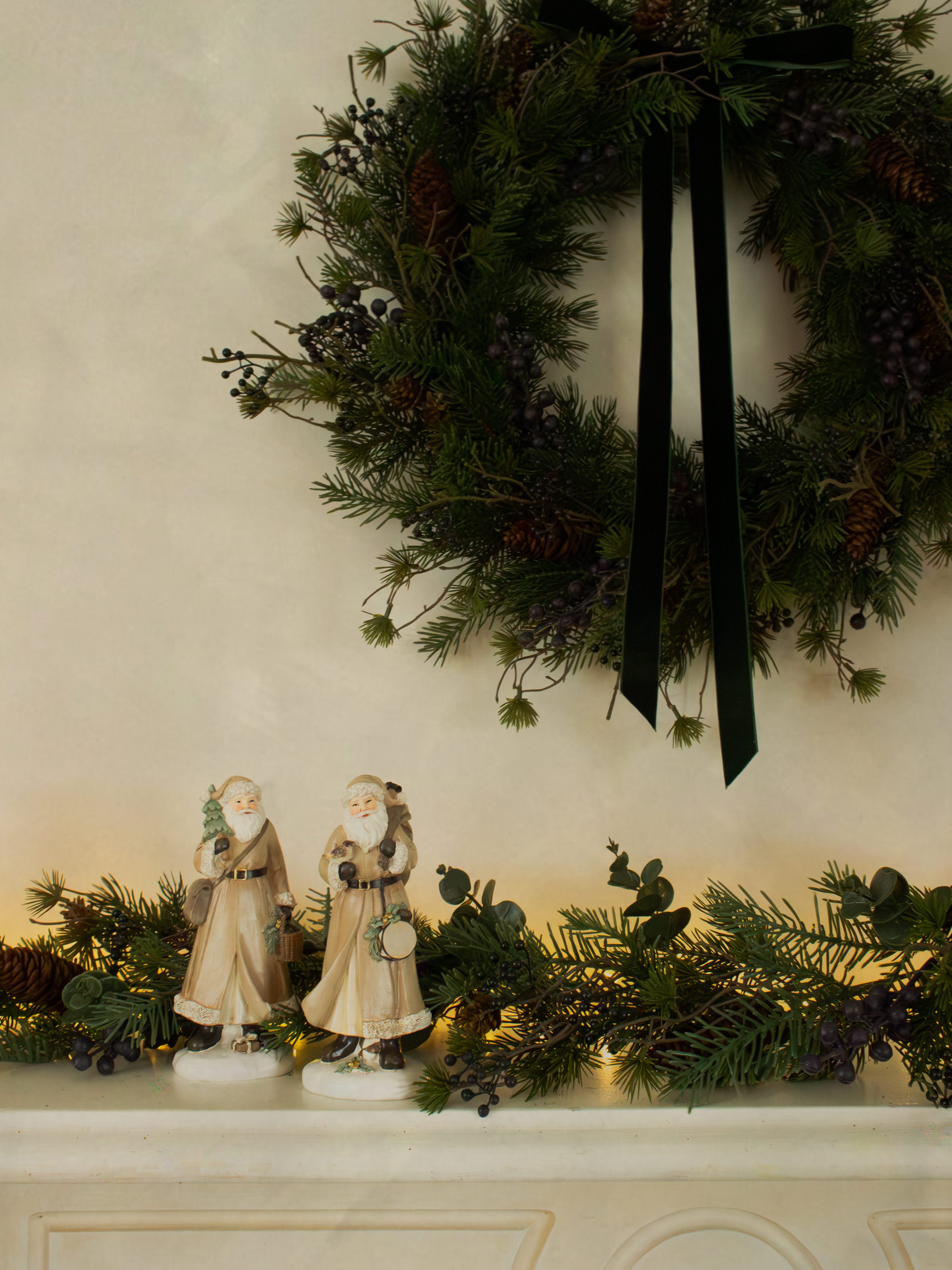 Natural Santa with Basket