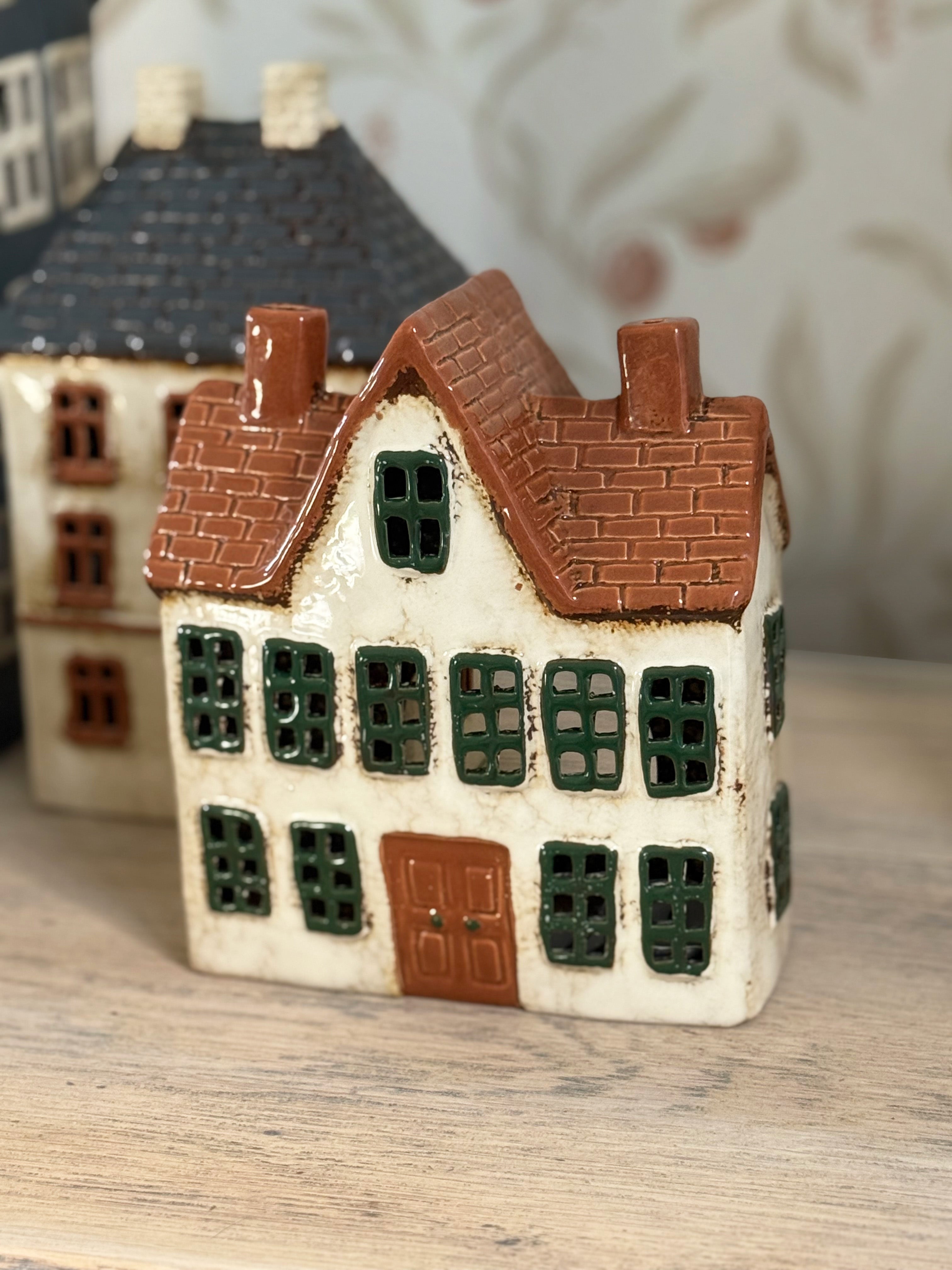 Cotswolds Country Tea Light Manor