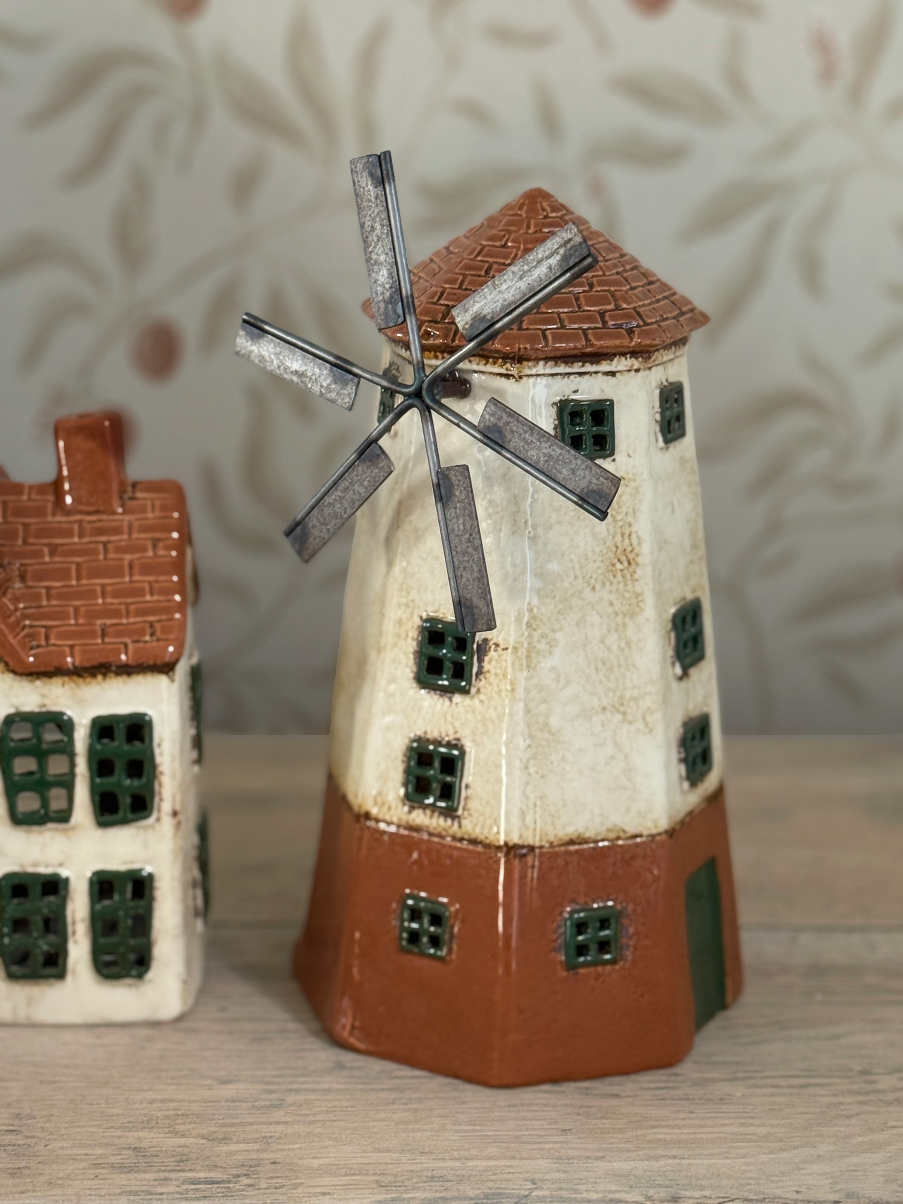 PRE ORDER Cotswolds Country Tea Light Windmill