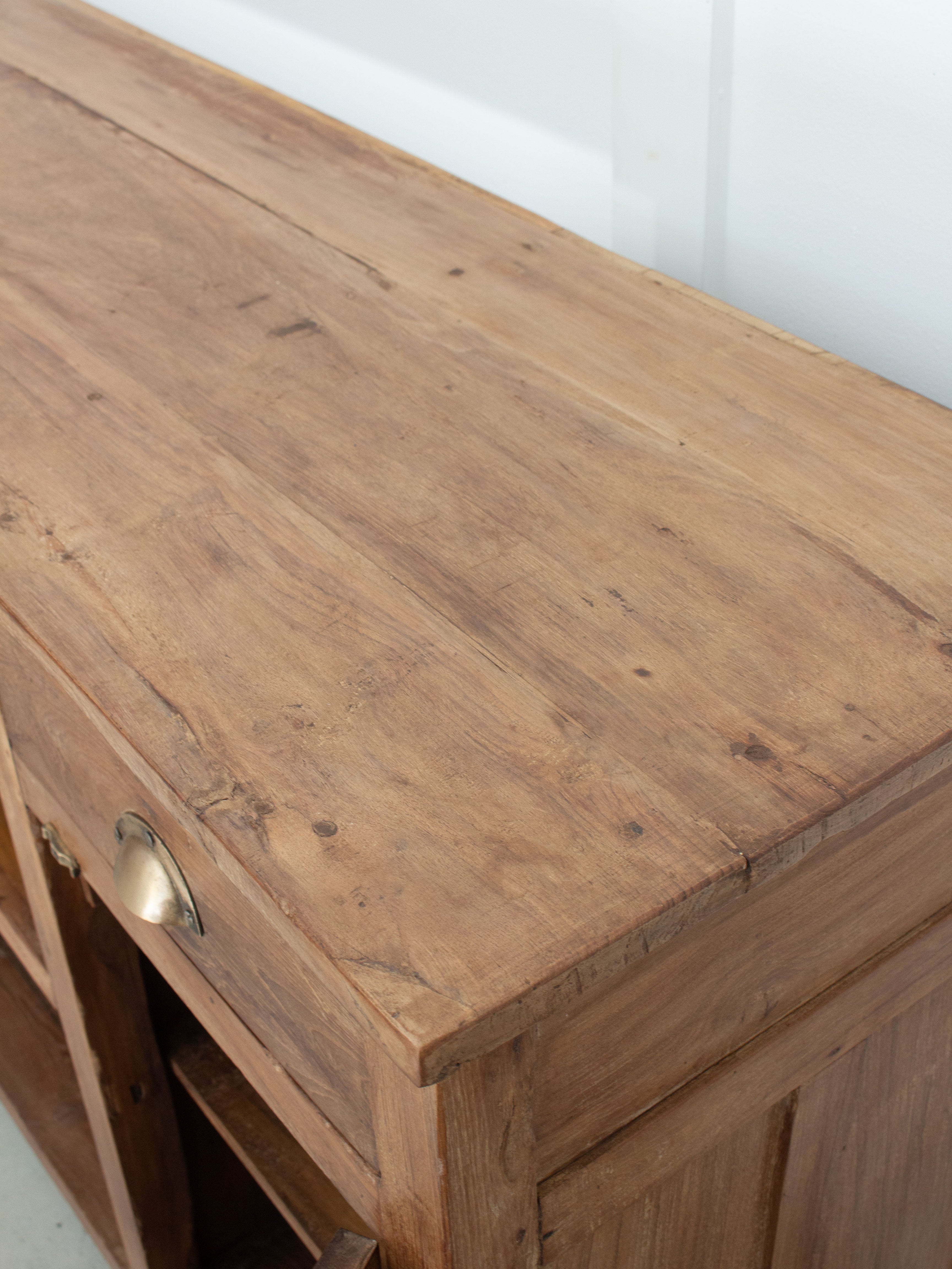 Piedmont Vintage Counter