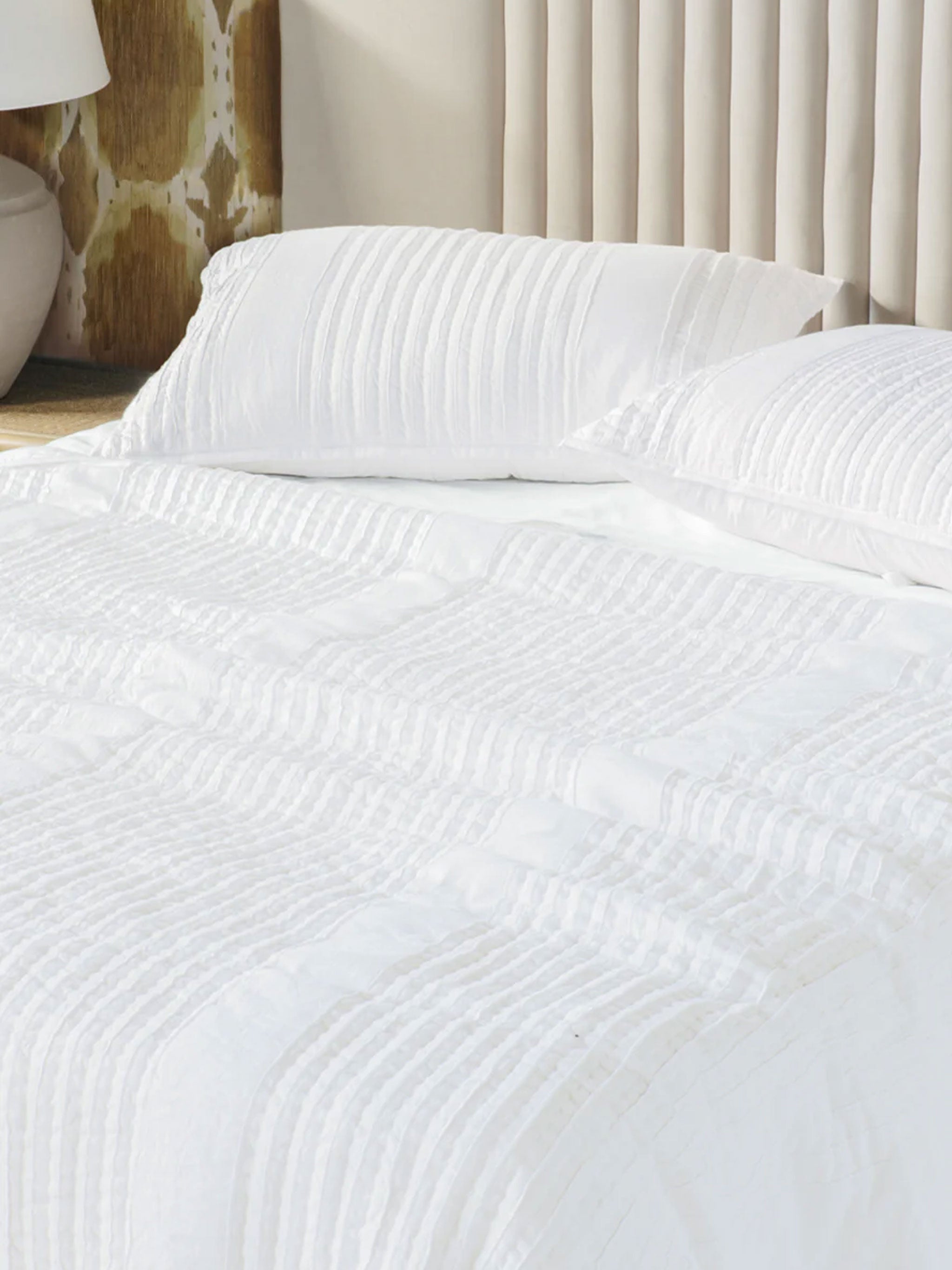 Puritsu White Bedspread