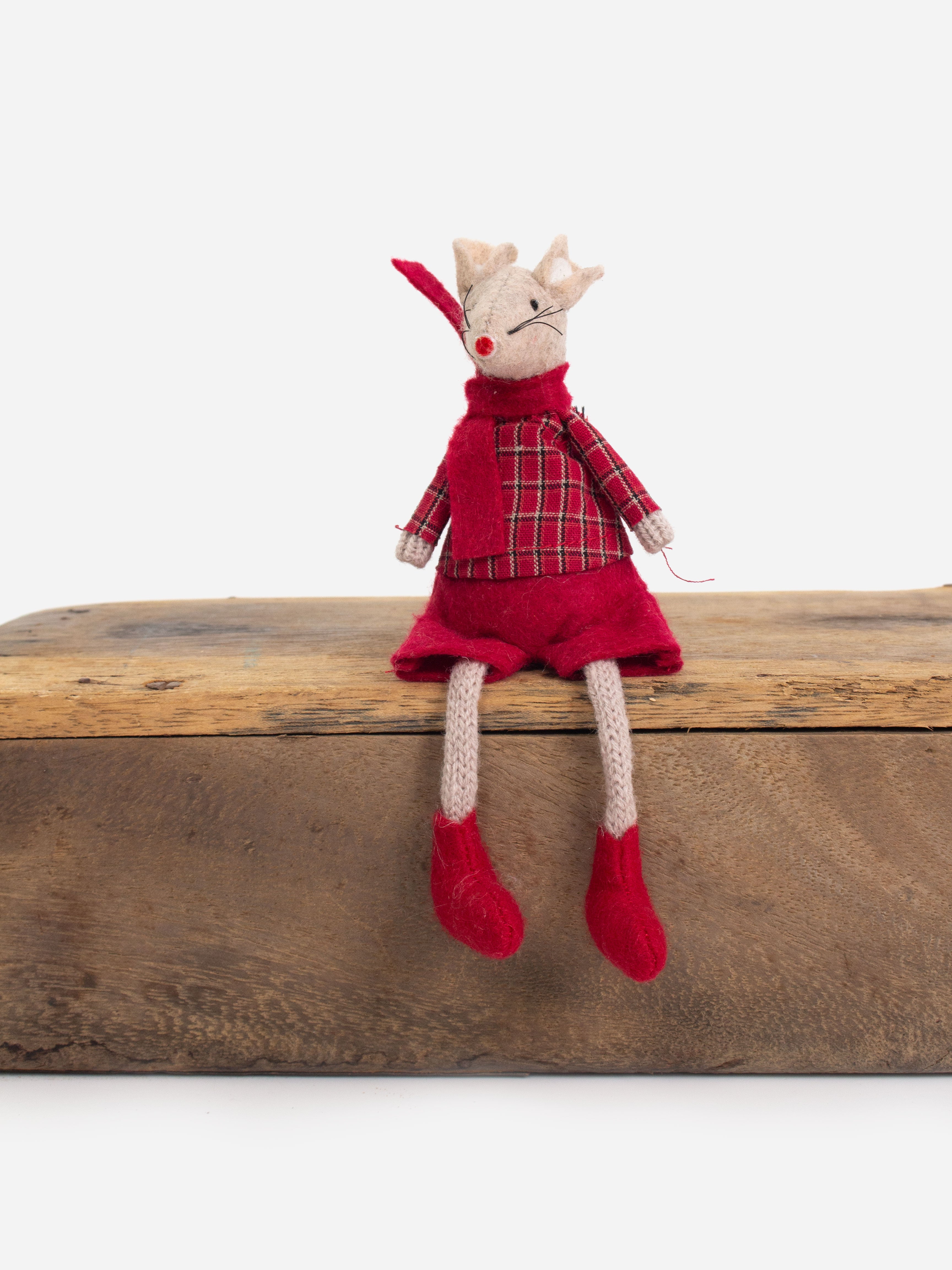 Red Mouse Sitting