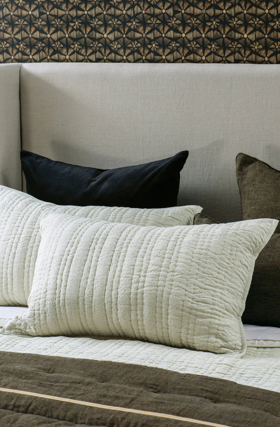 Ricamo Oatmeal Pillowcase Set