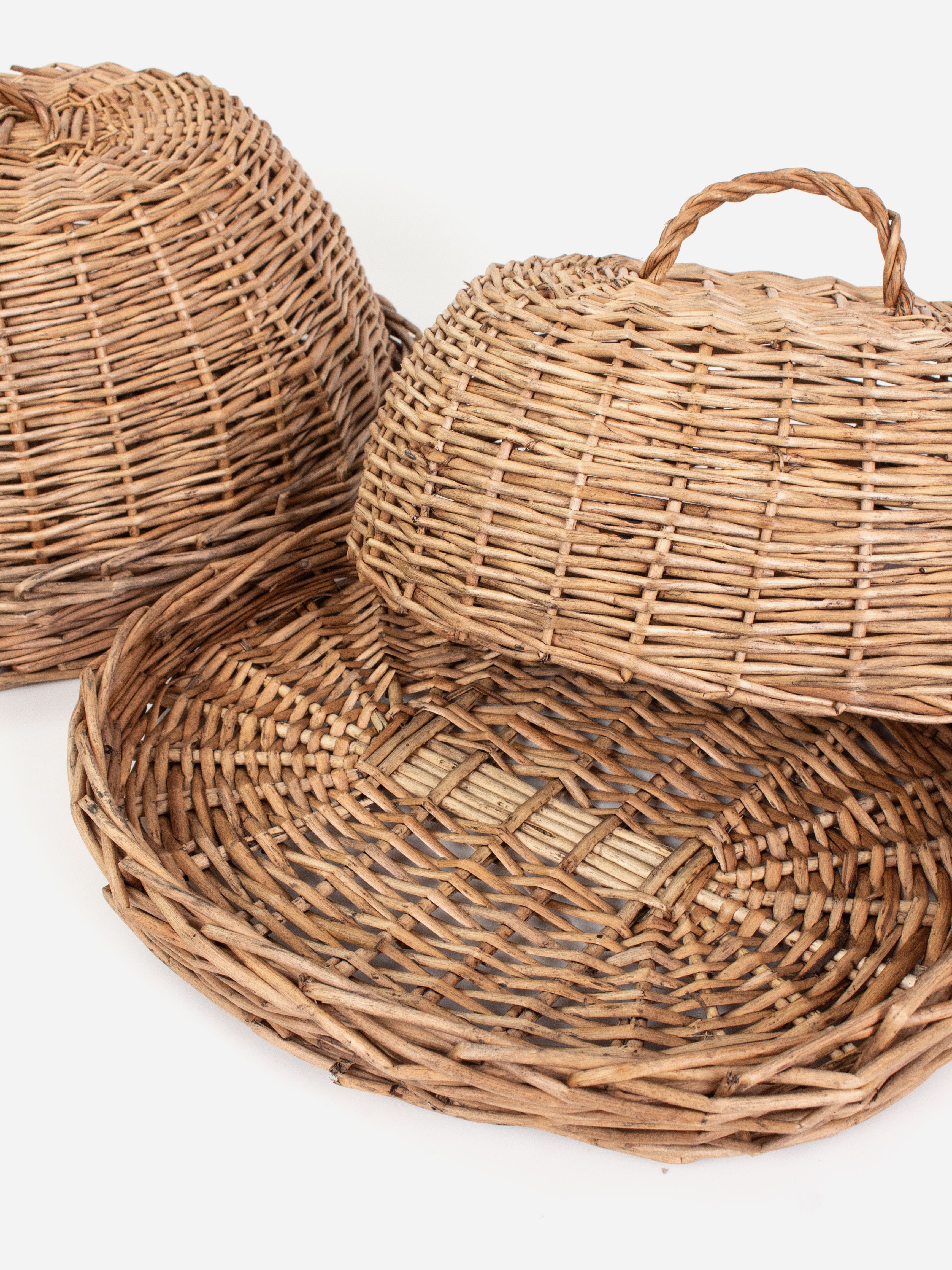 Riviera Woven Oval Dome