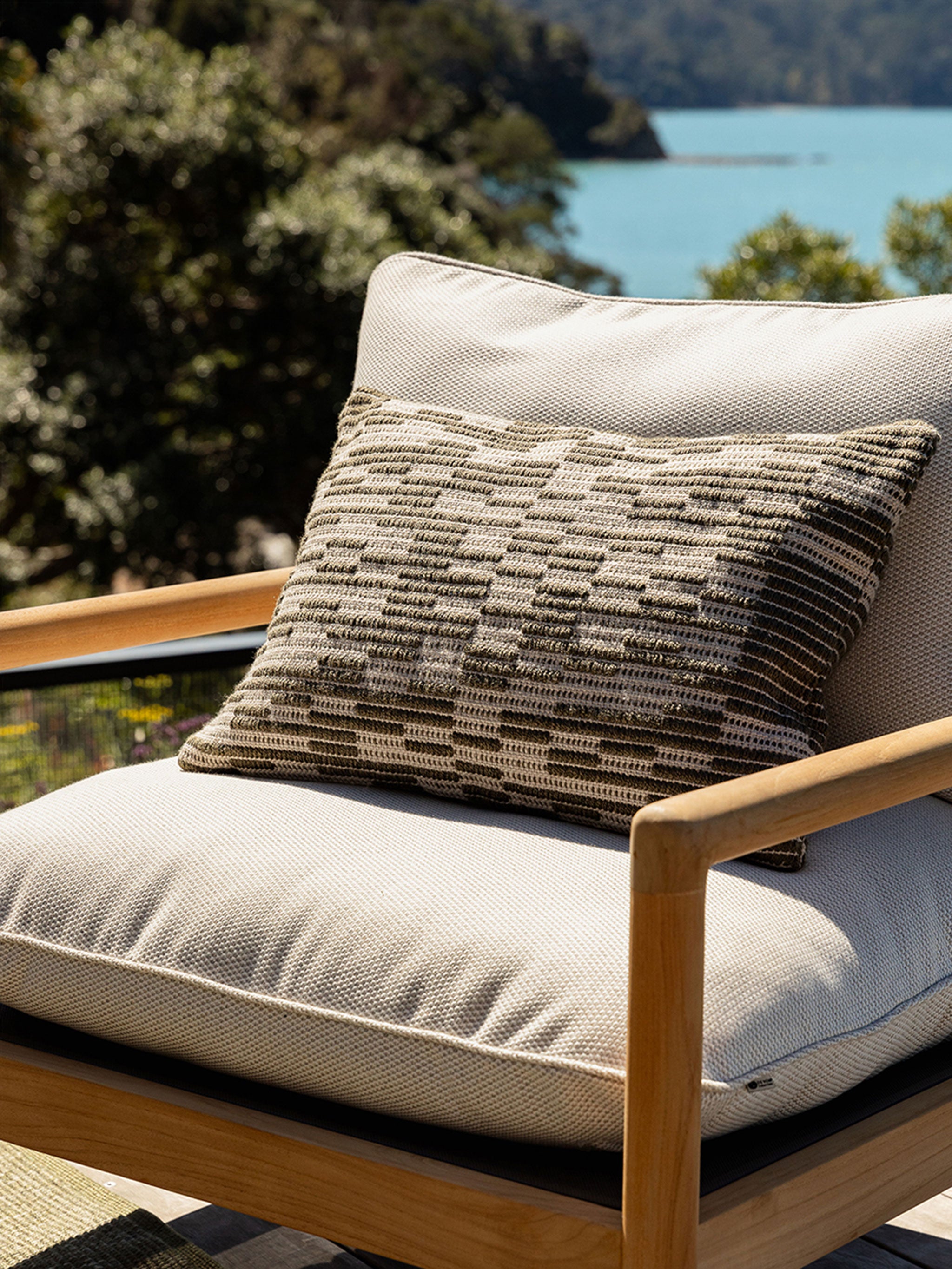 Scout In & Outdoor Cushion