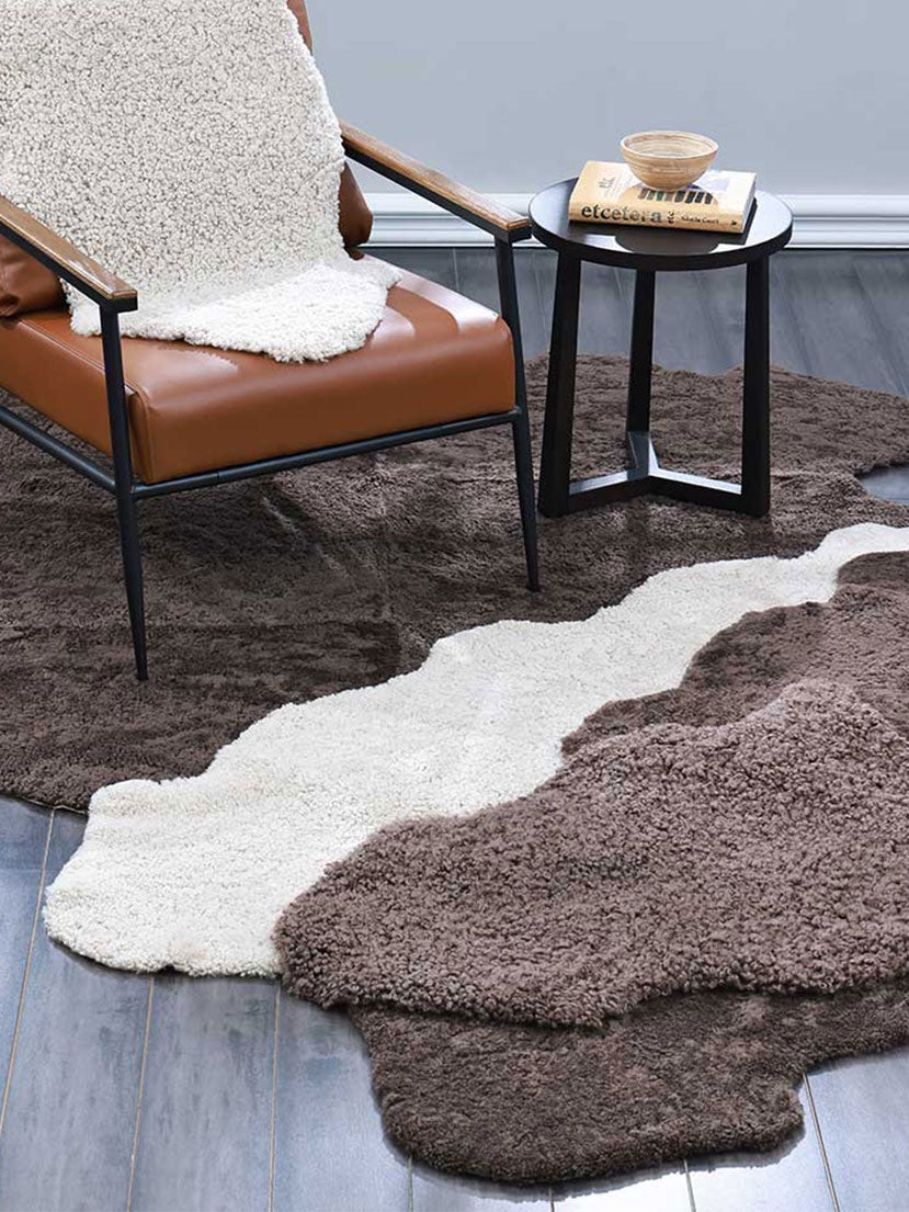Short Wool Sheepskin Rug