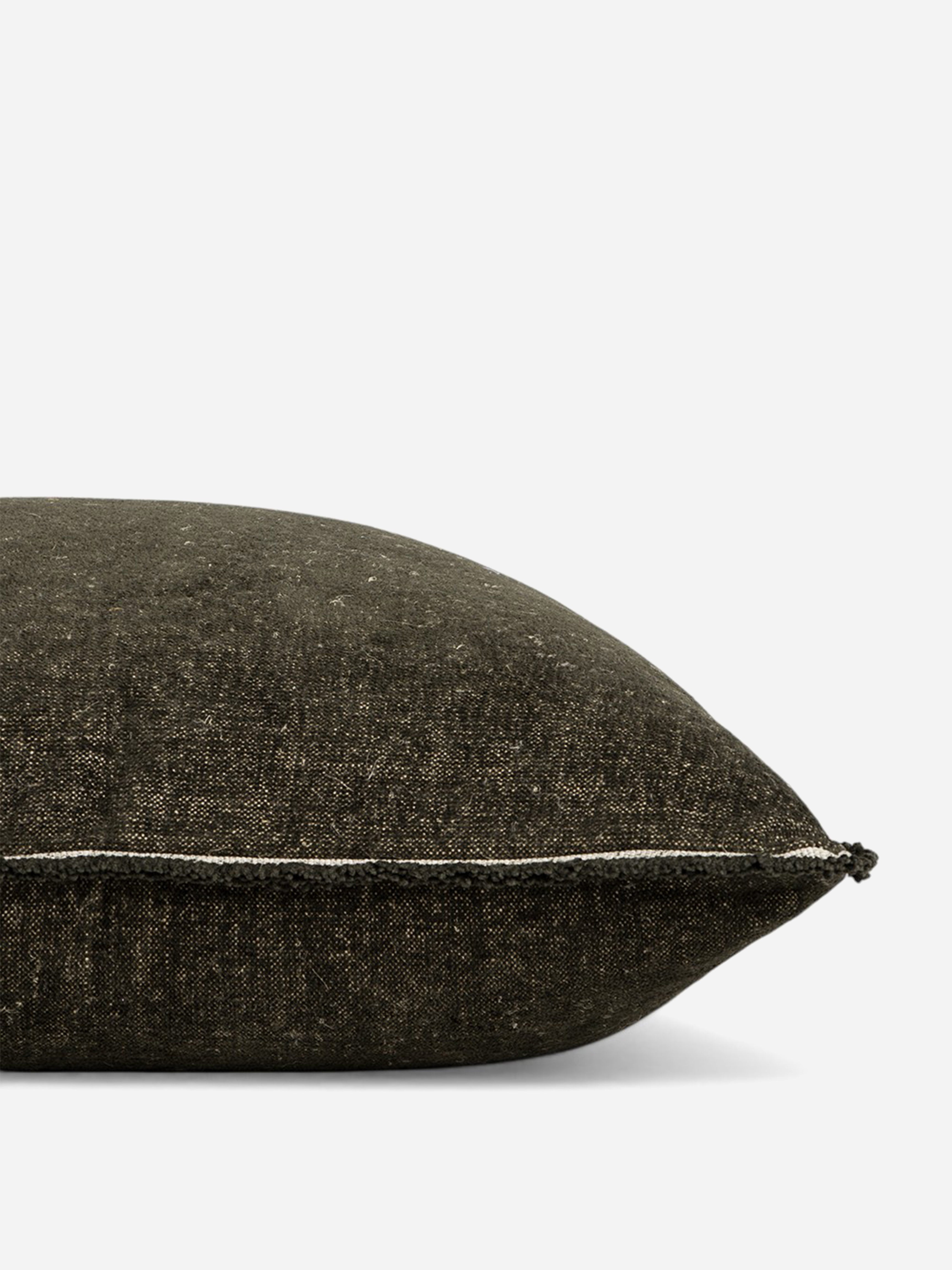 Sutton Lodge Cushion