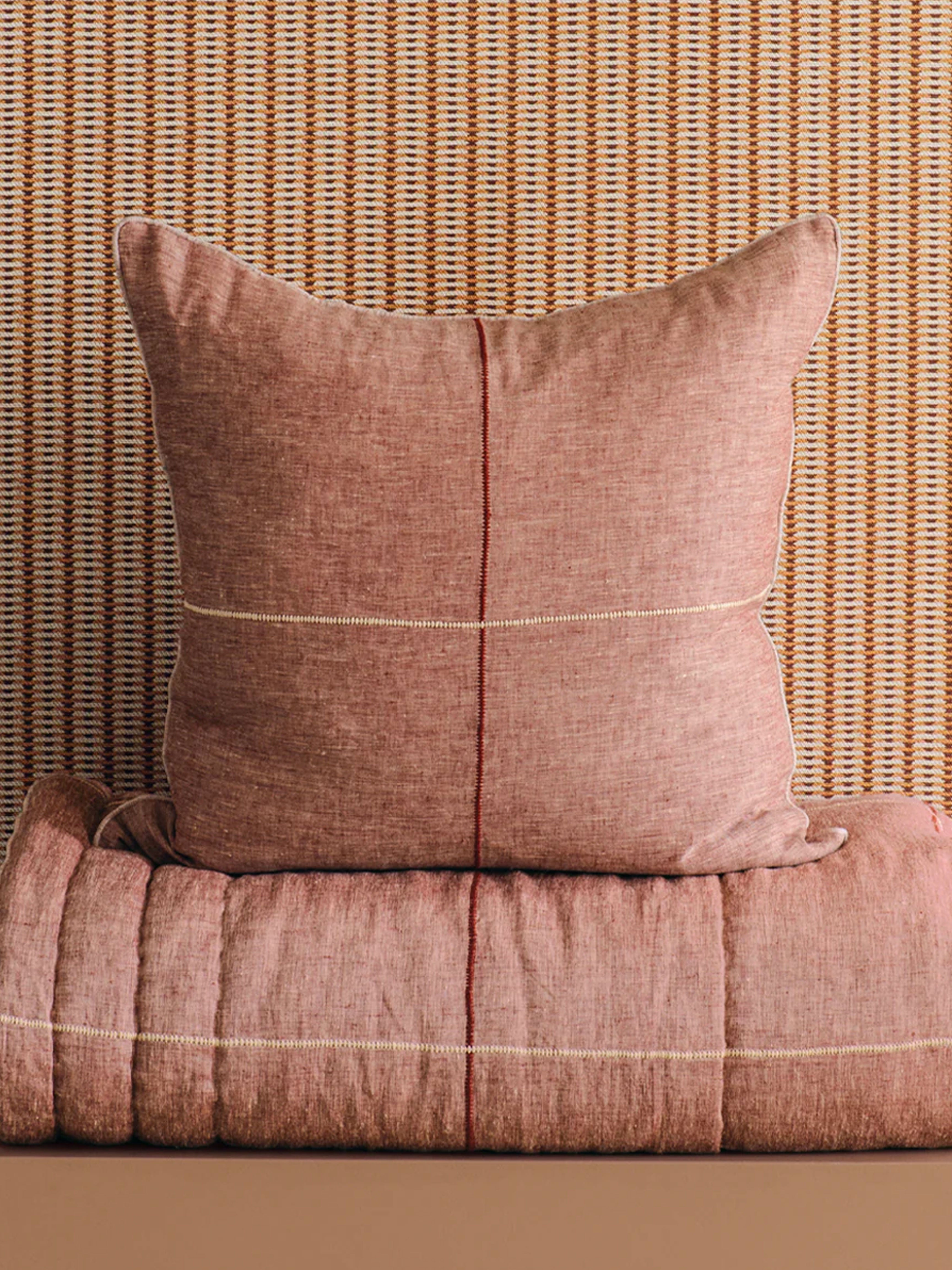 Tobiishi Dusky Merlot Eurocase Set