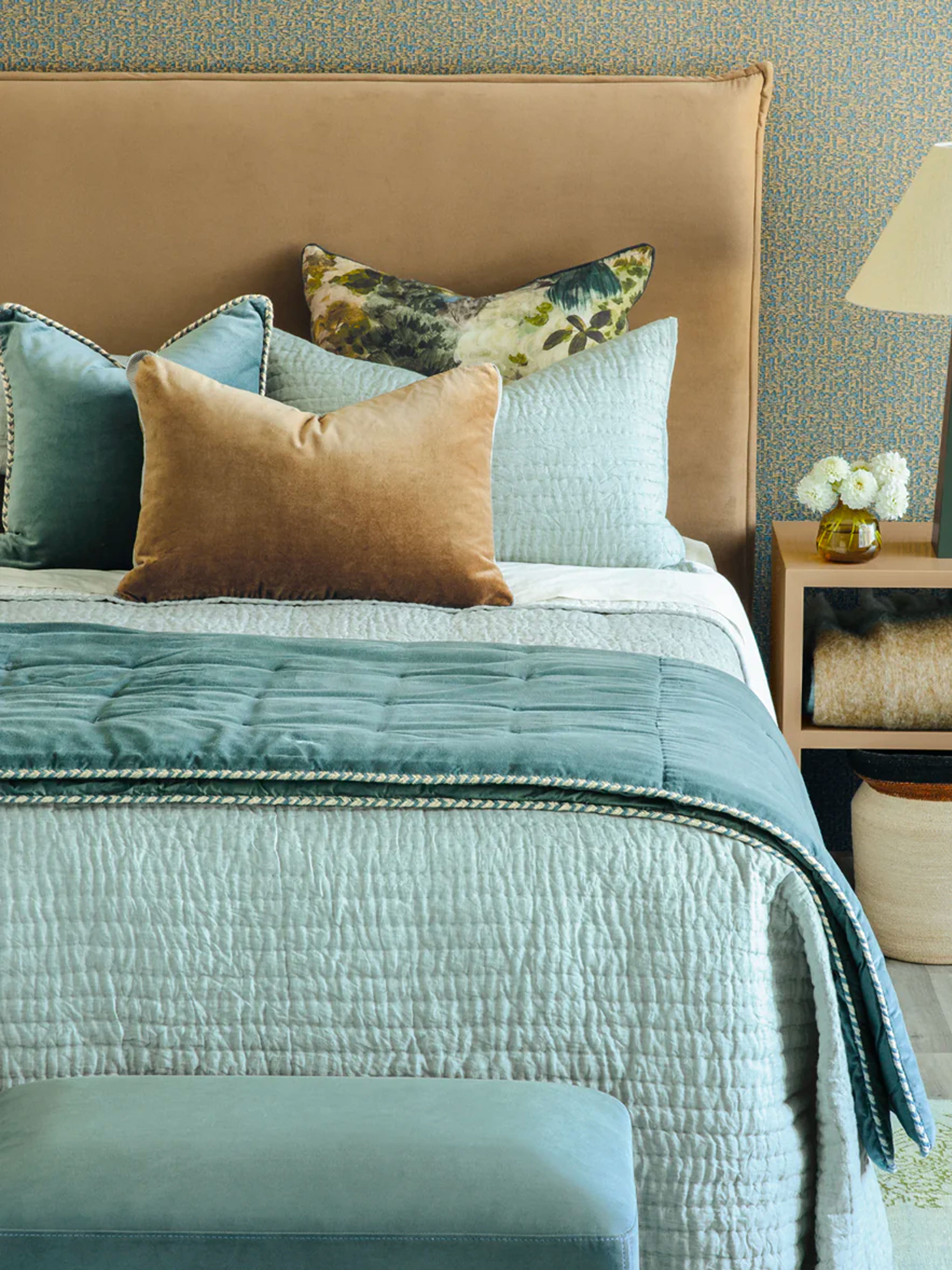 Treccia Tarn Cushion