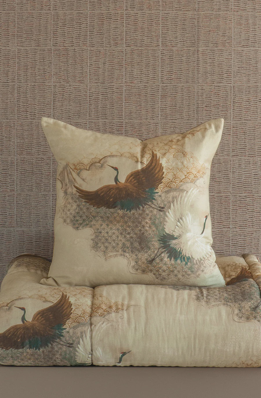 Tsuru Natural Cushion