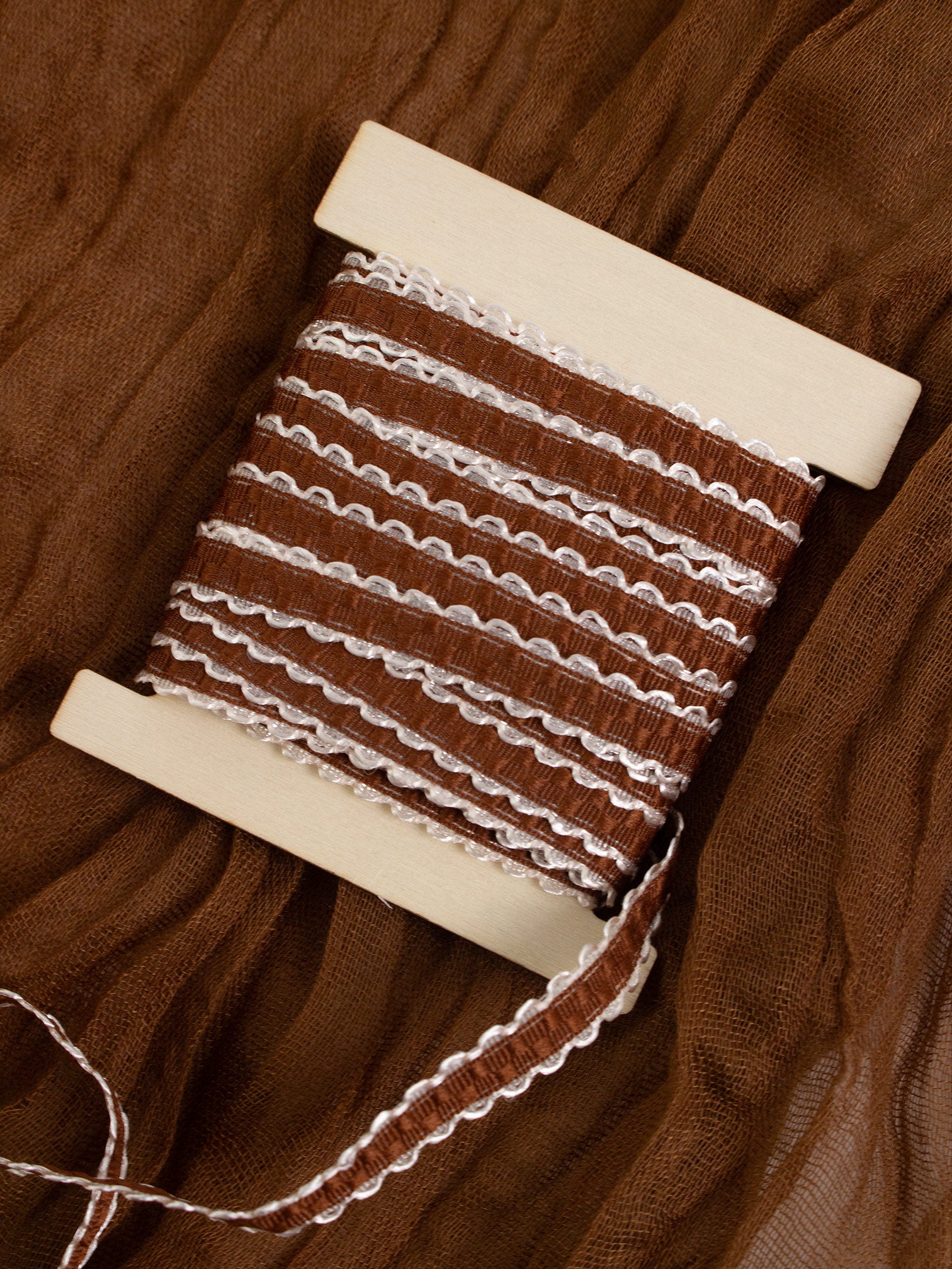 Umber Wavy Edge Ribbon