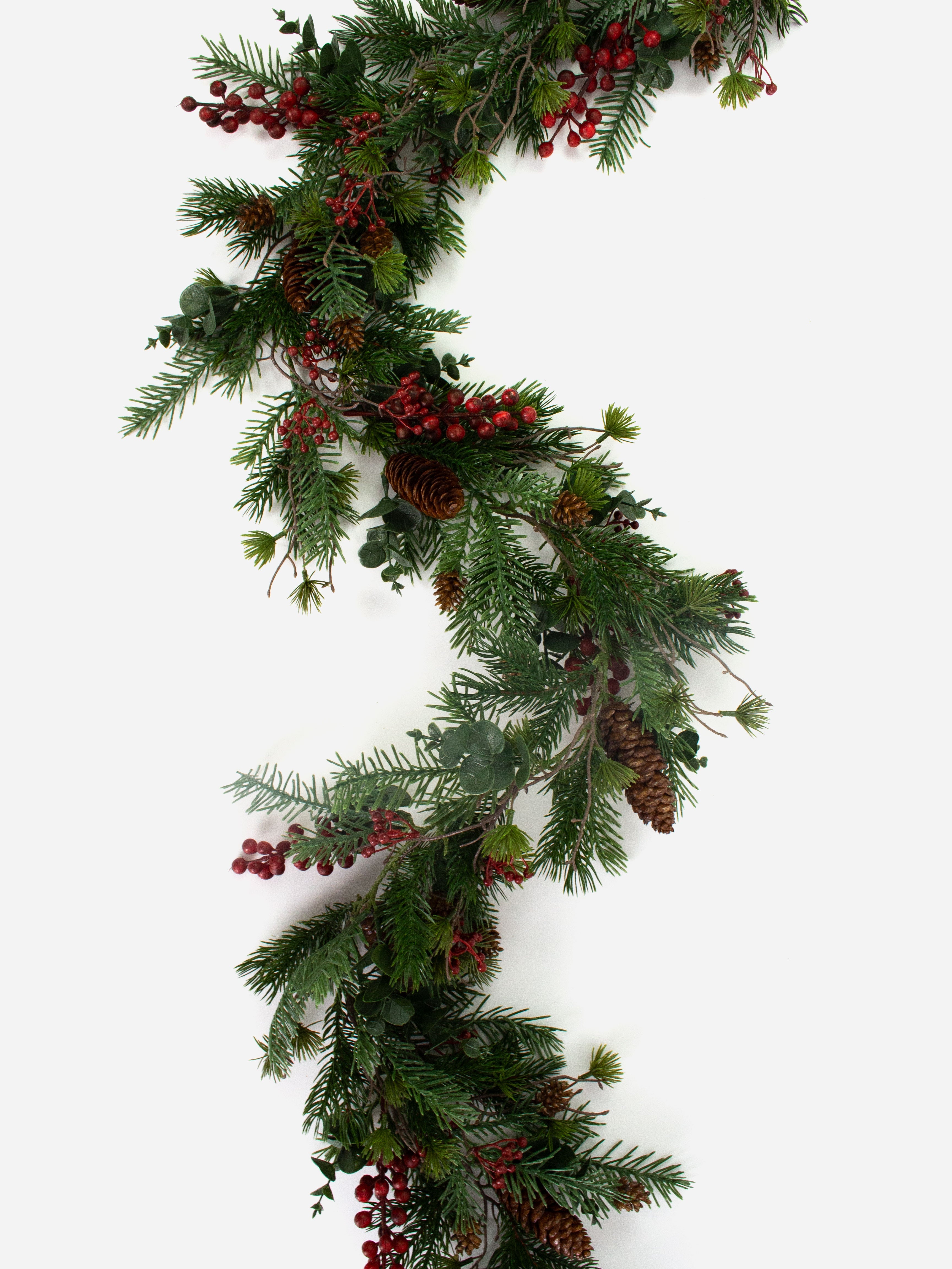 Woodland Redberry Garland