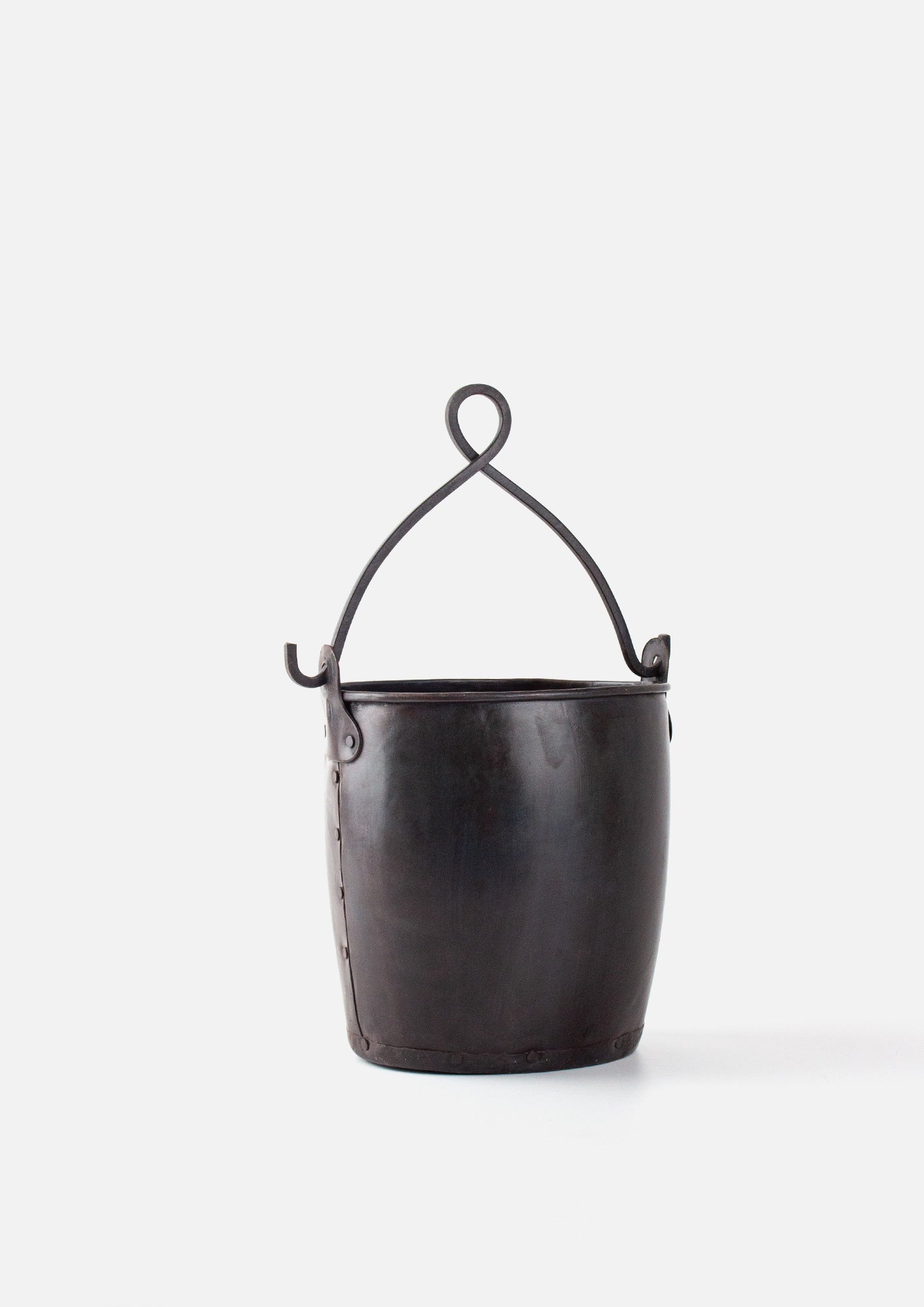 Doli Bucket