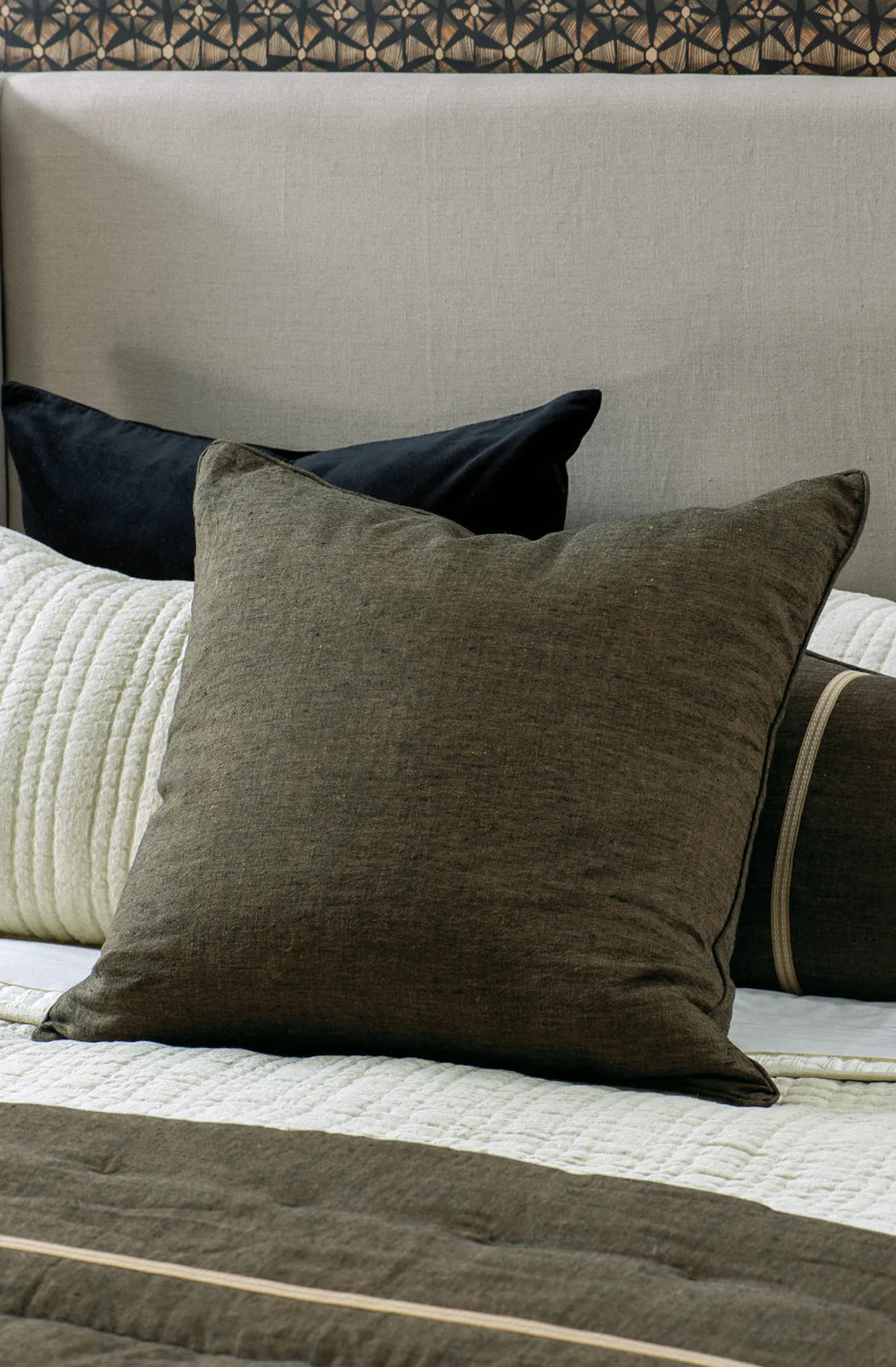 Luchesi Euro Pair | Bronze