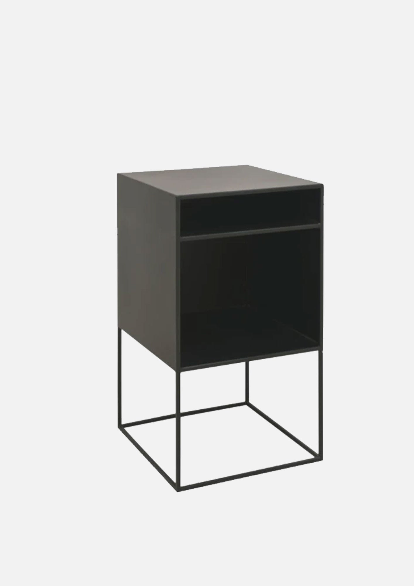 Alloy Bedside