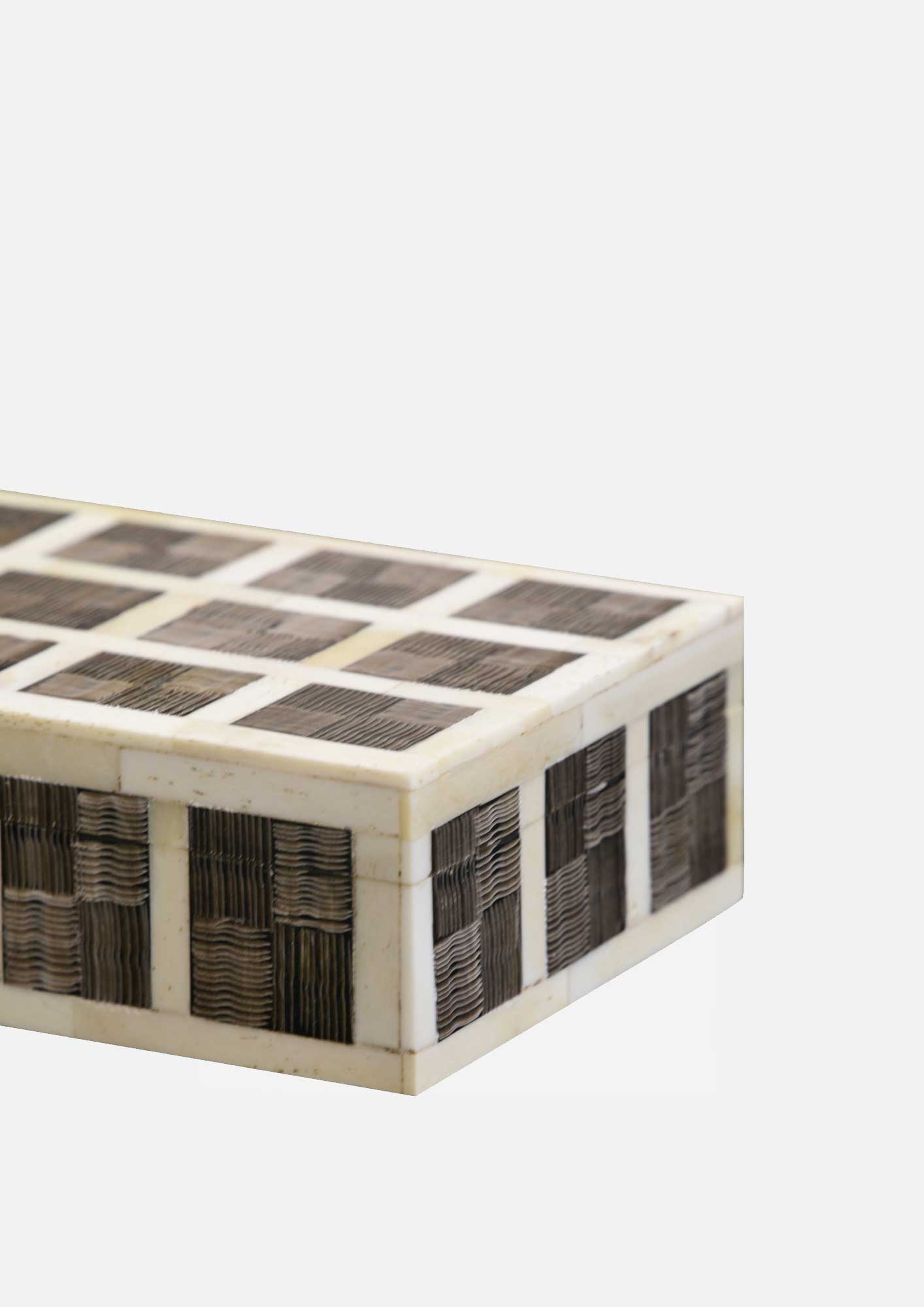 Square Bone Box White Lines