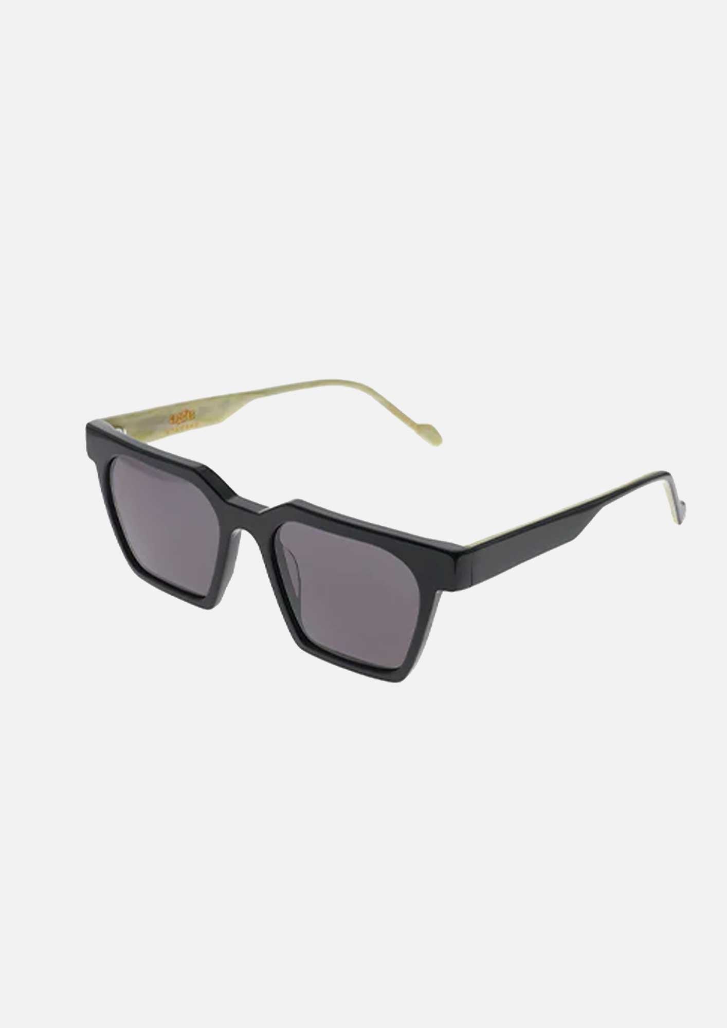 Useage Sunglasses