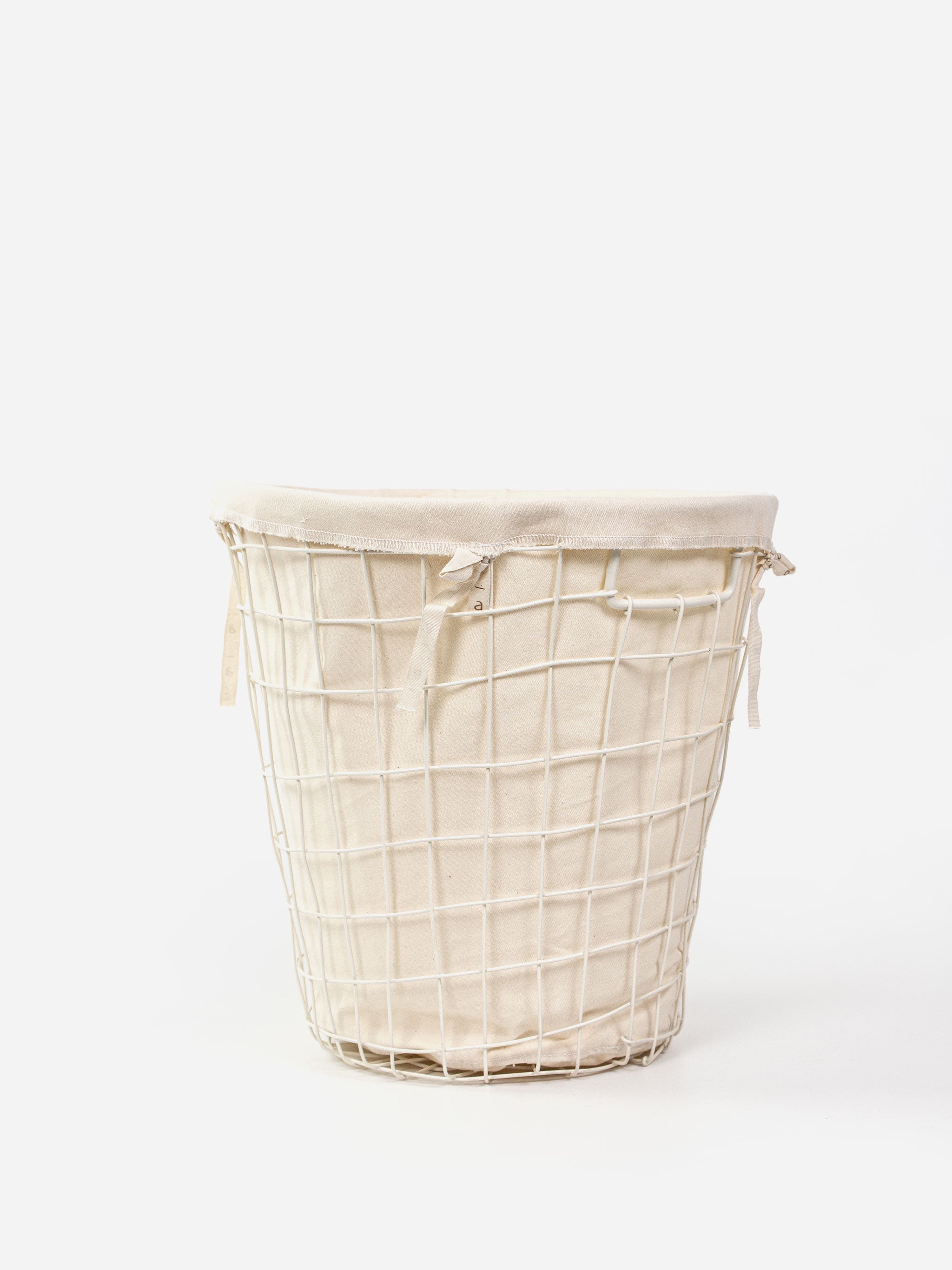 Akiiko Laundry Basket