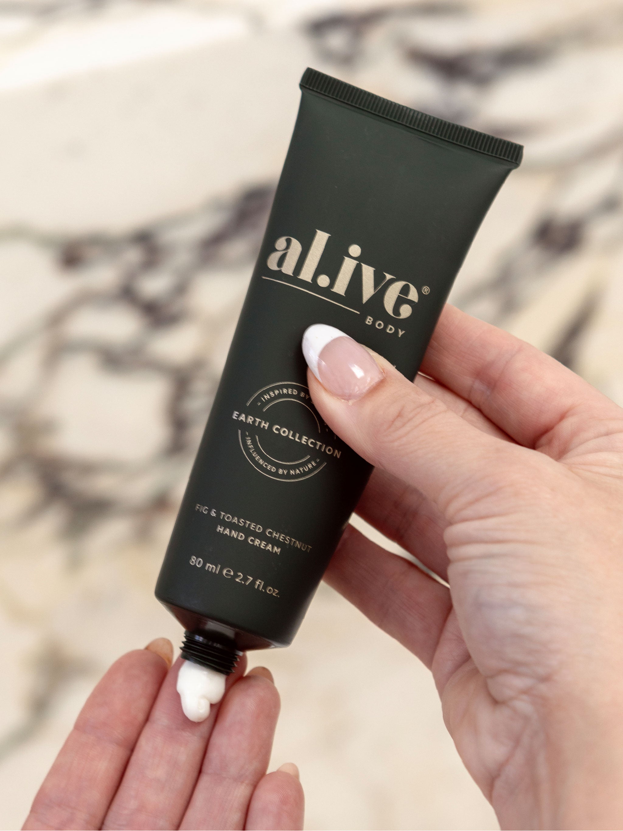 Alive Hand Cream Cracker