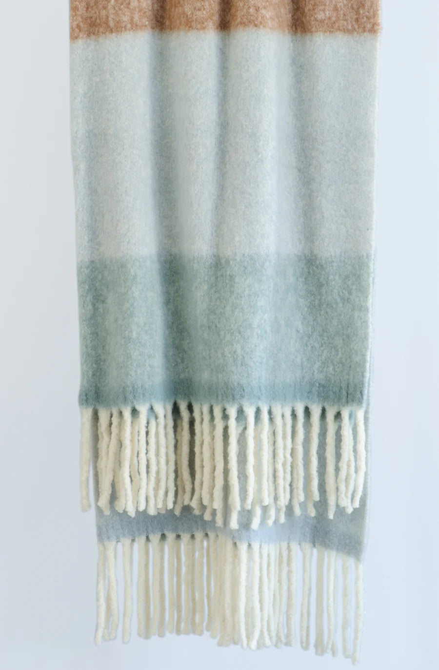 Arundel Throw