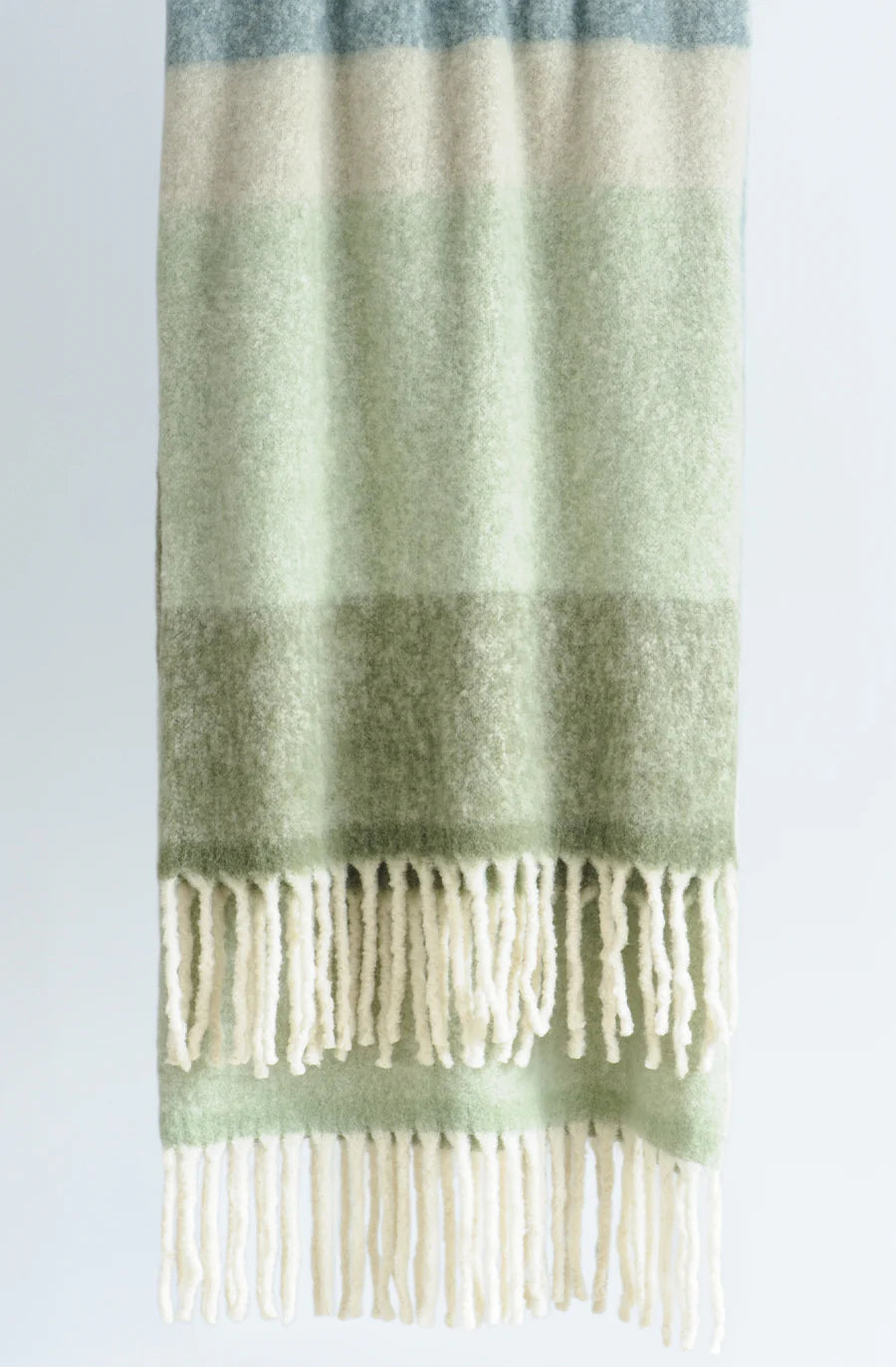 Arundel Throw