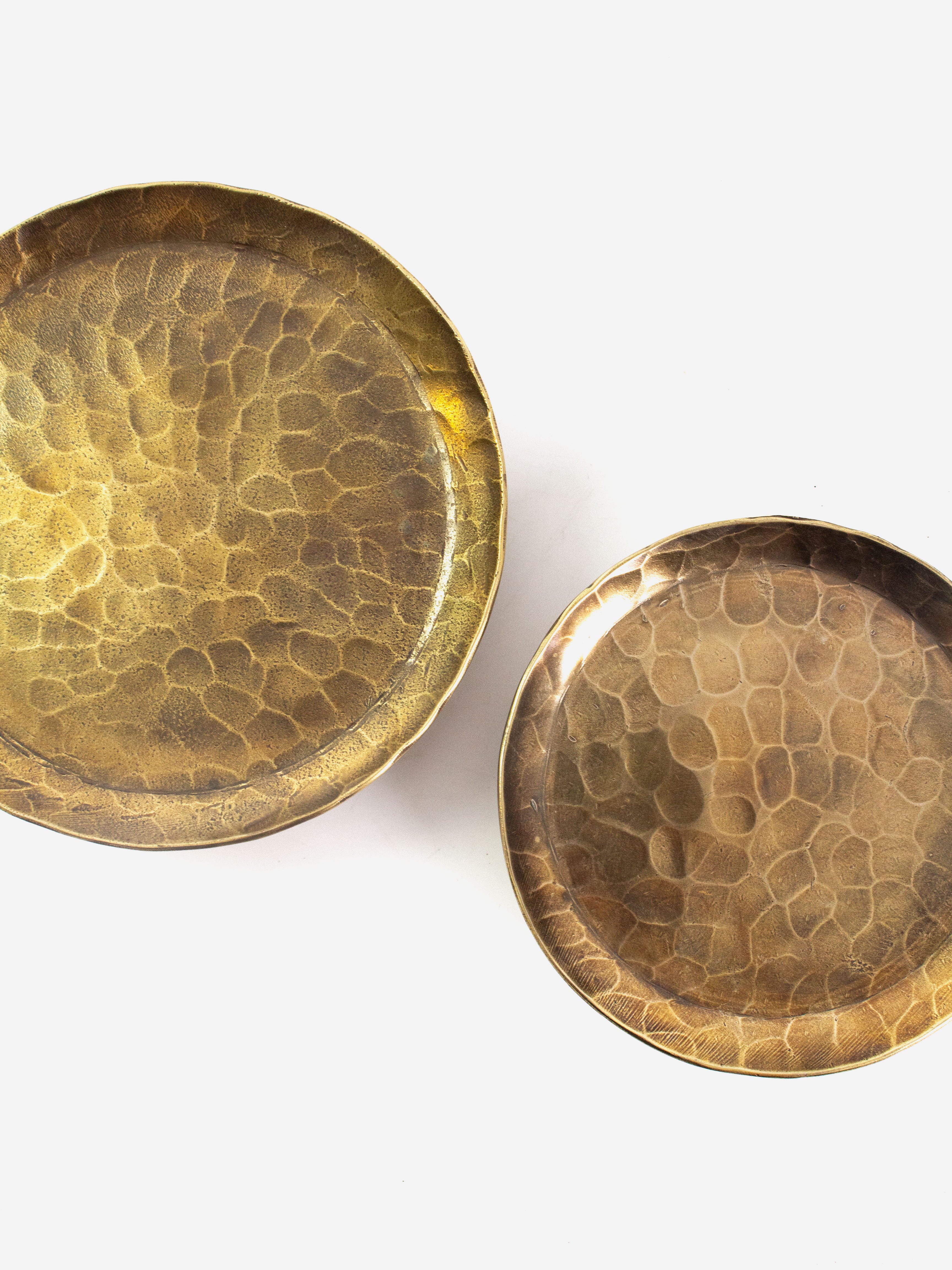 Atlas Tray with Ball Feet