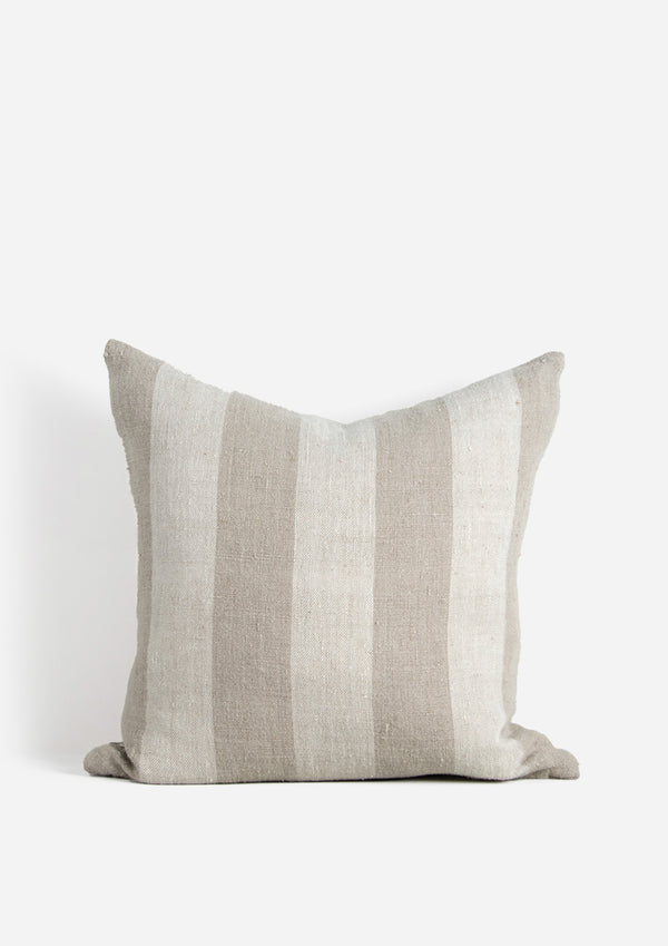 Bannockburn Cushion