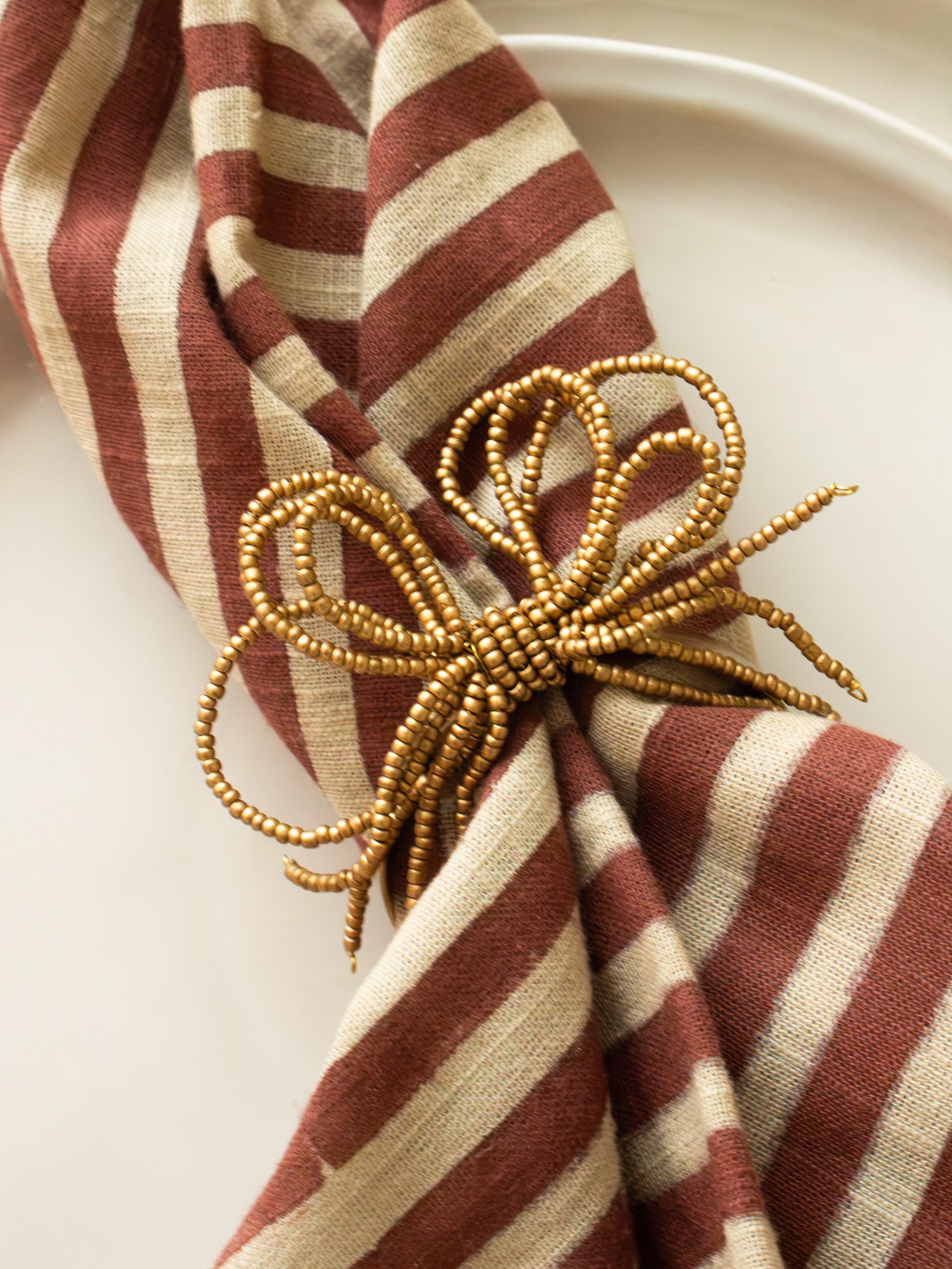 Beaded Gold Bow Napkin Ring